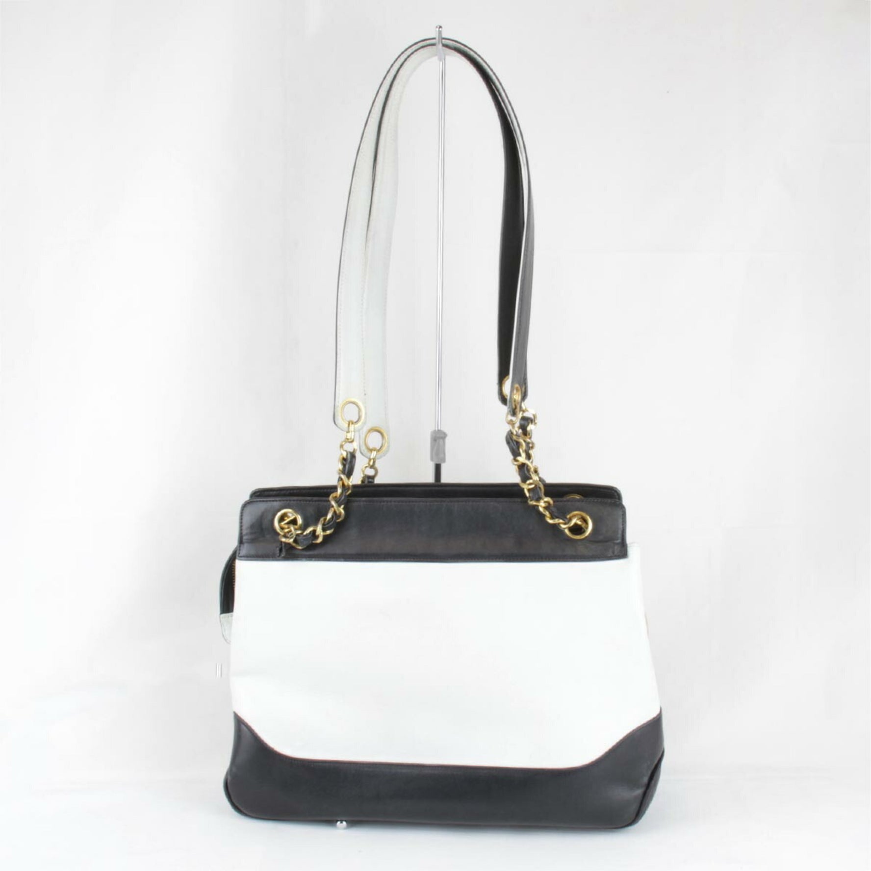 CHANEL Bicolor Chain Shoulder Bag Leather