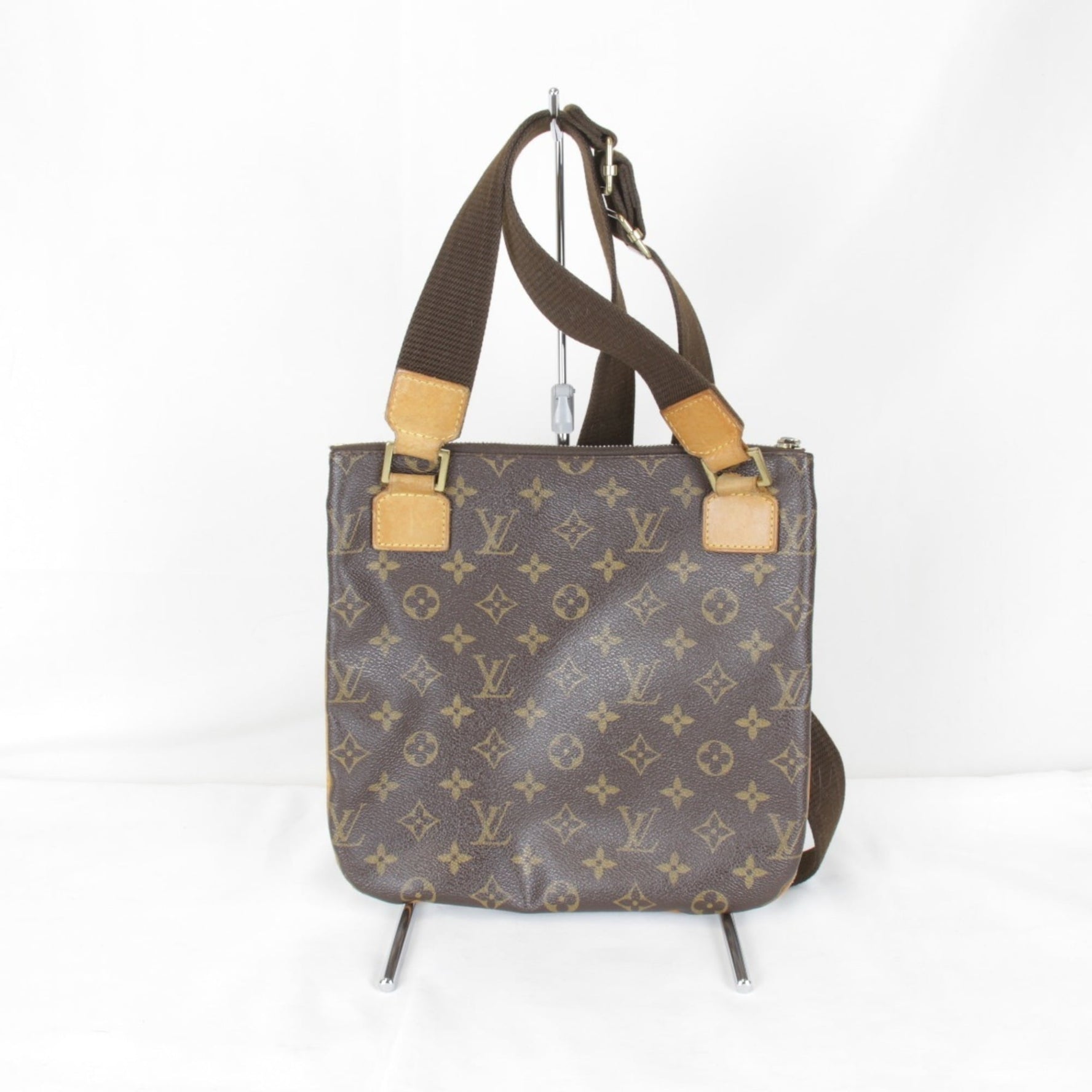 LOUIS VUITTON Pochette Posfort Shoulder Bag Monogram Unisex