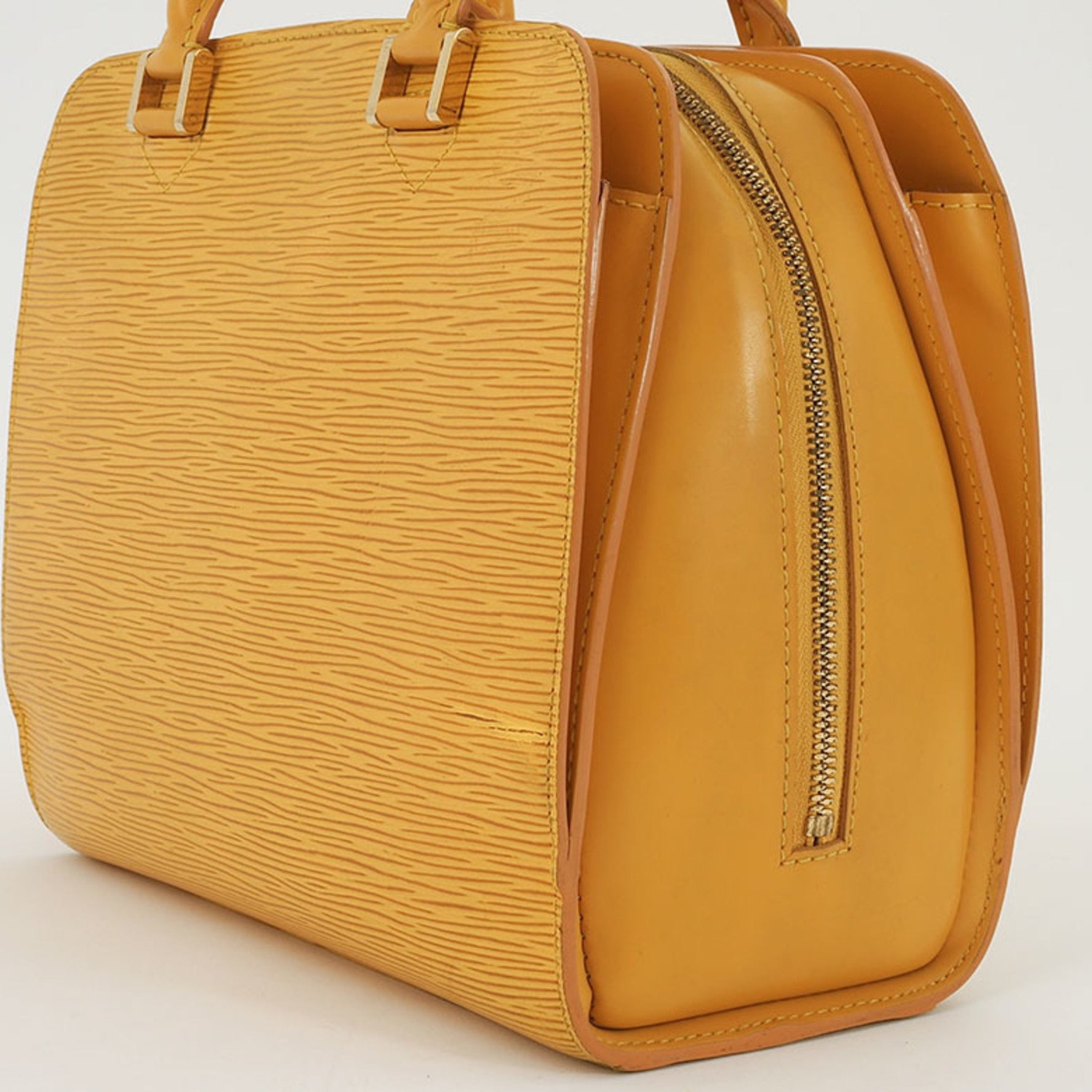 Louis Vuitton Pont Neuf Handbag Tassili Yellow Epi Leather