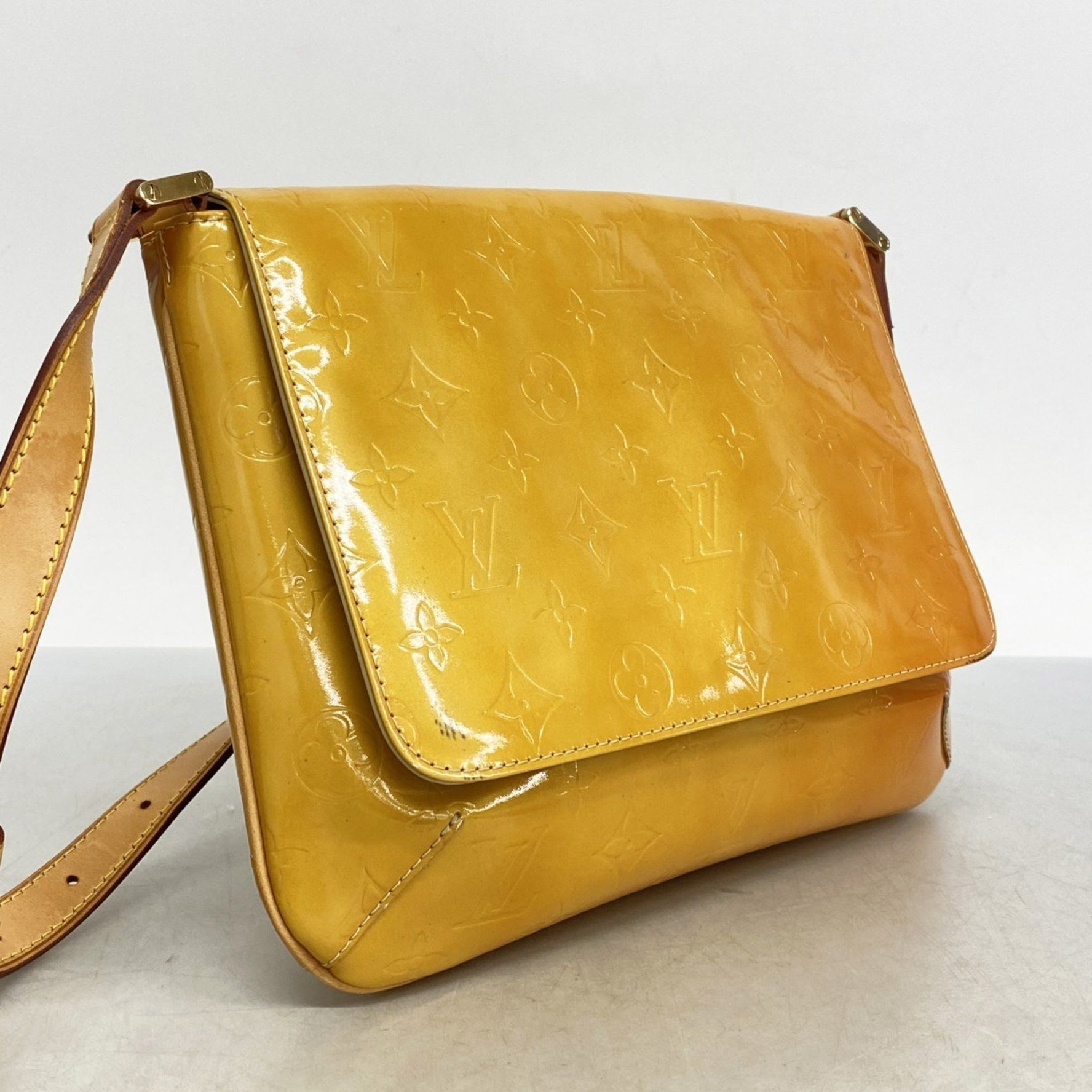 Louis Vuitton Vernis Thompson Street Shoulder Bag M91008 Beige Women's