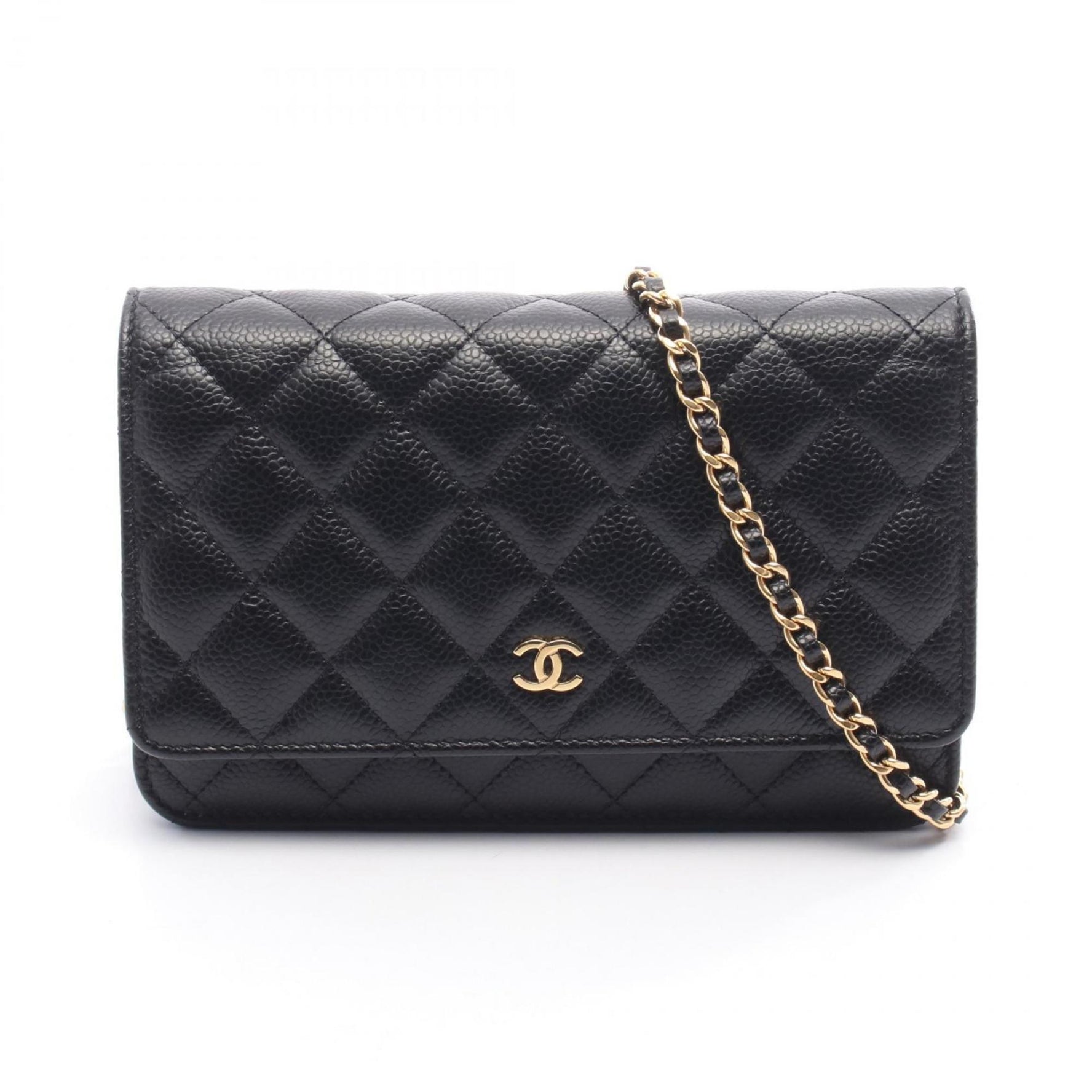 CHANEL Matelasse Shoulder Bag in Calfskin Leather (Black)