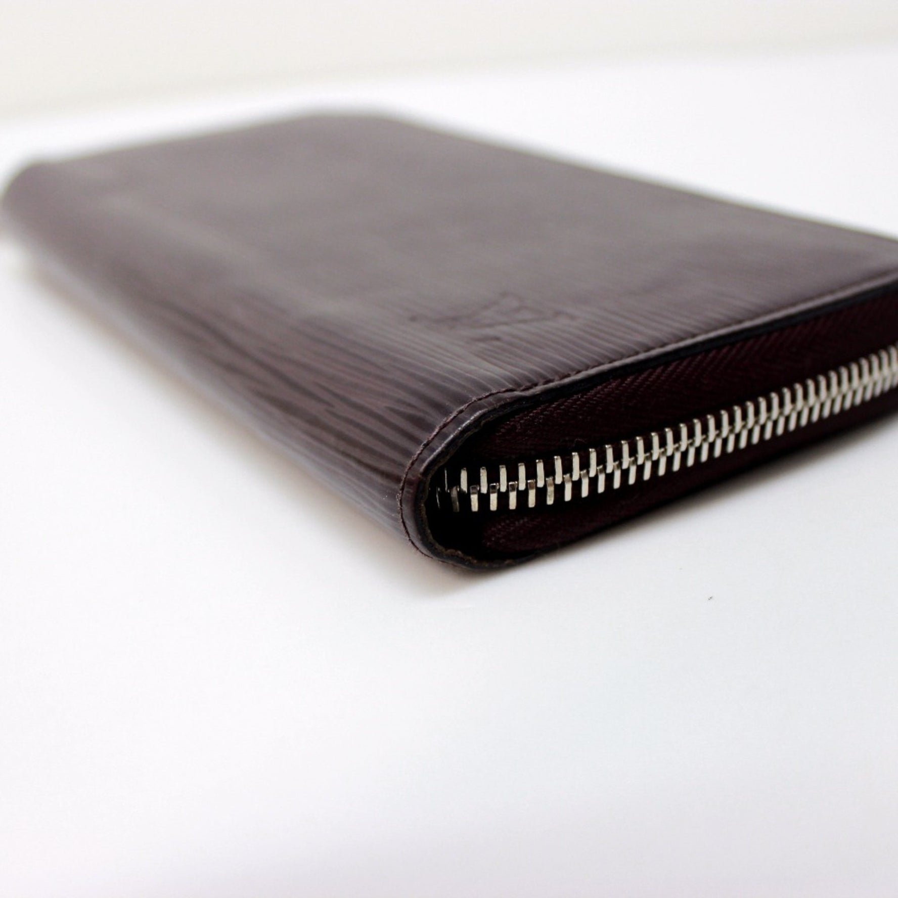 Louis Vuitton Epi Men's Long Wallet Ketsch Ketsch