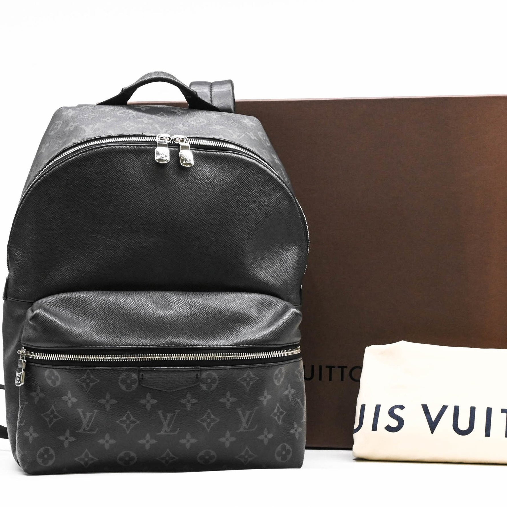 Louis Vuitton Discovery Taiga Leather Backpack in with Monogram