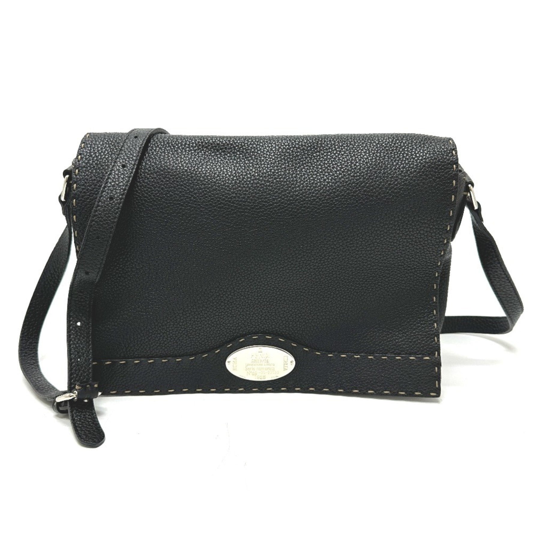 FENDI Selleria Crossbody Bag/Shoulder Bag in Leather, Unisex