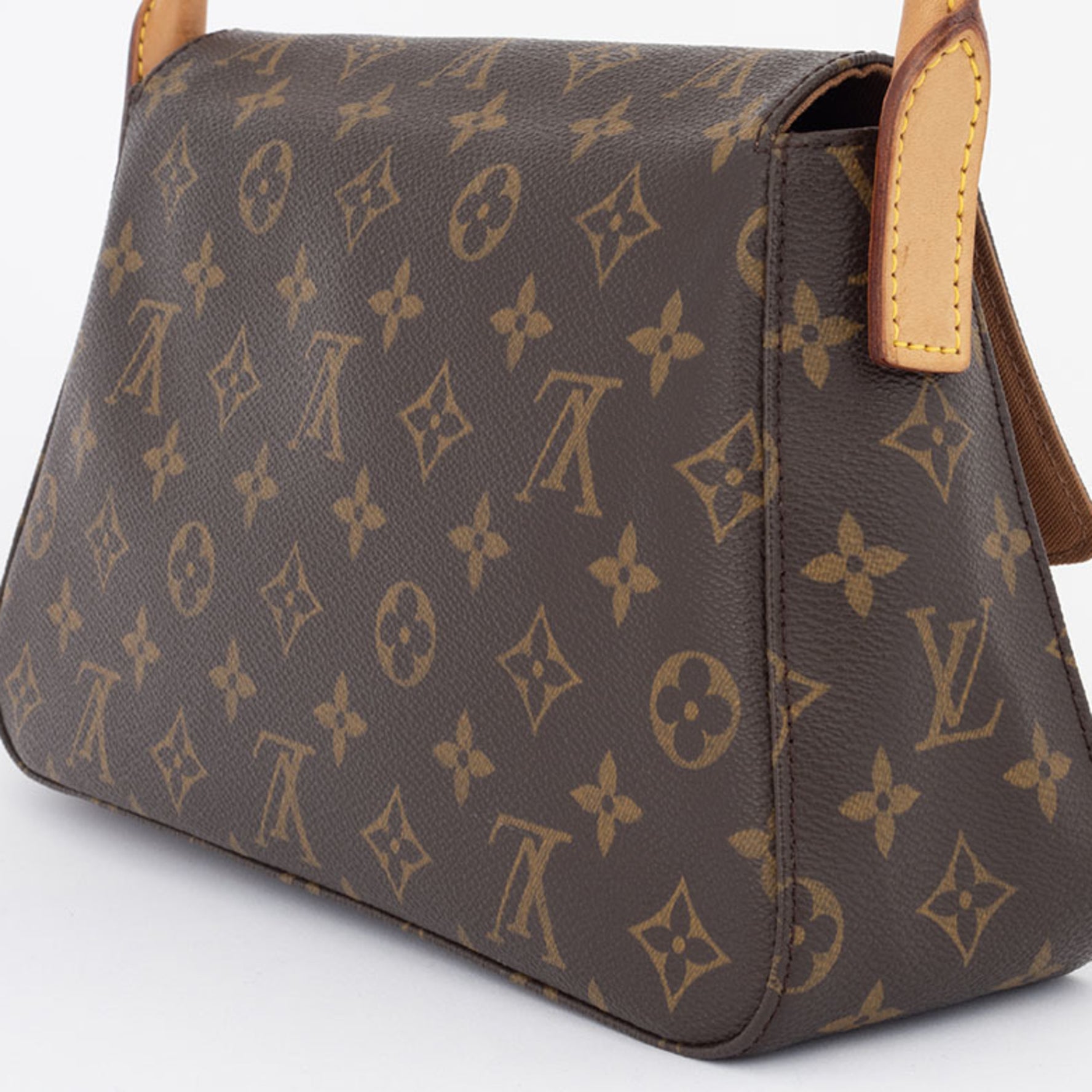 Louis Vuitton Looping Handbag Monogram Canvas