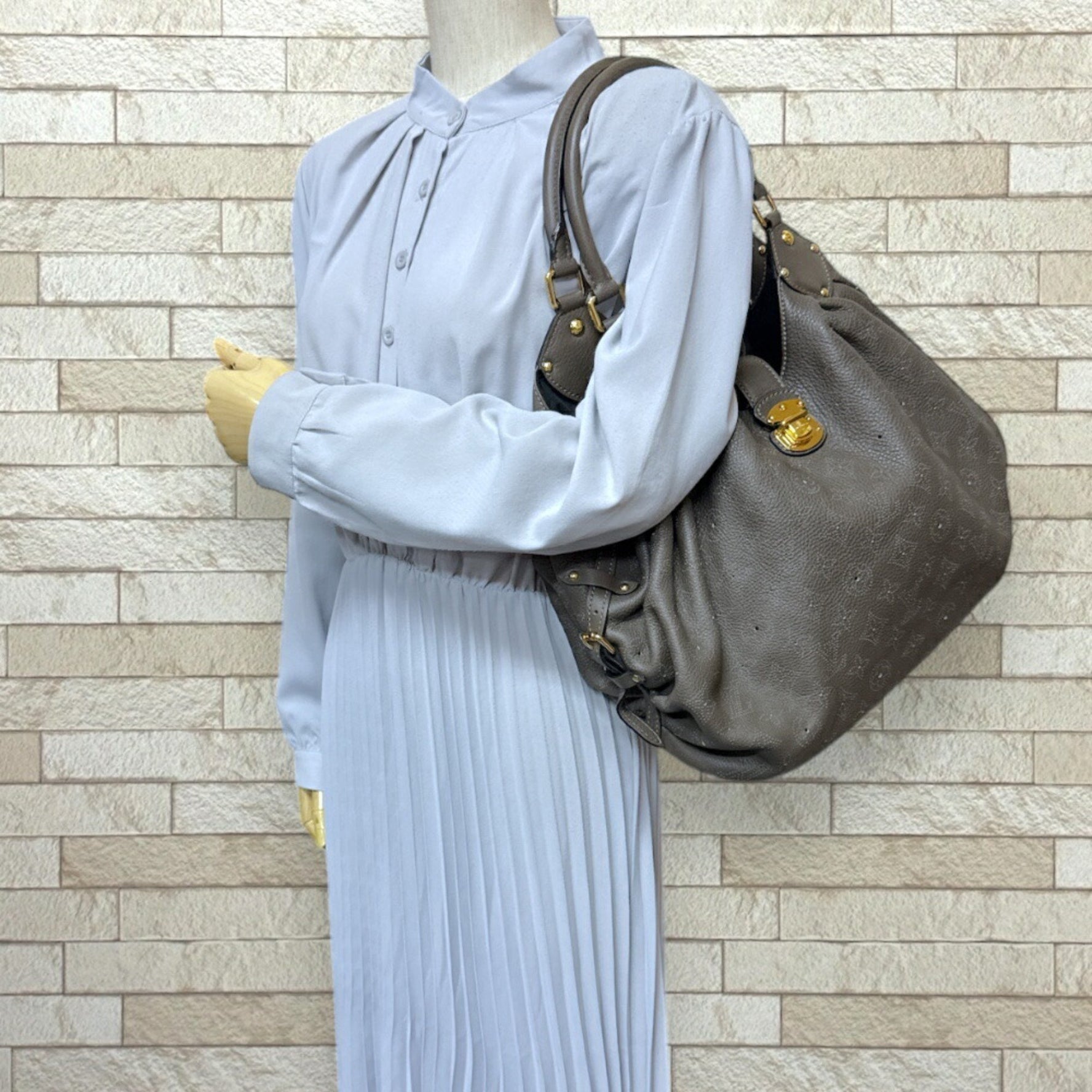 Louis Vuitton L Mahina Shoulder Bag Monogram M93121 Grey Women's LOUIS VUITTON