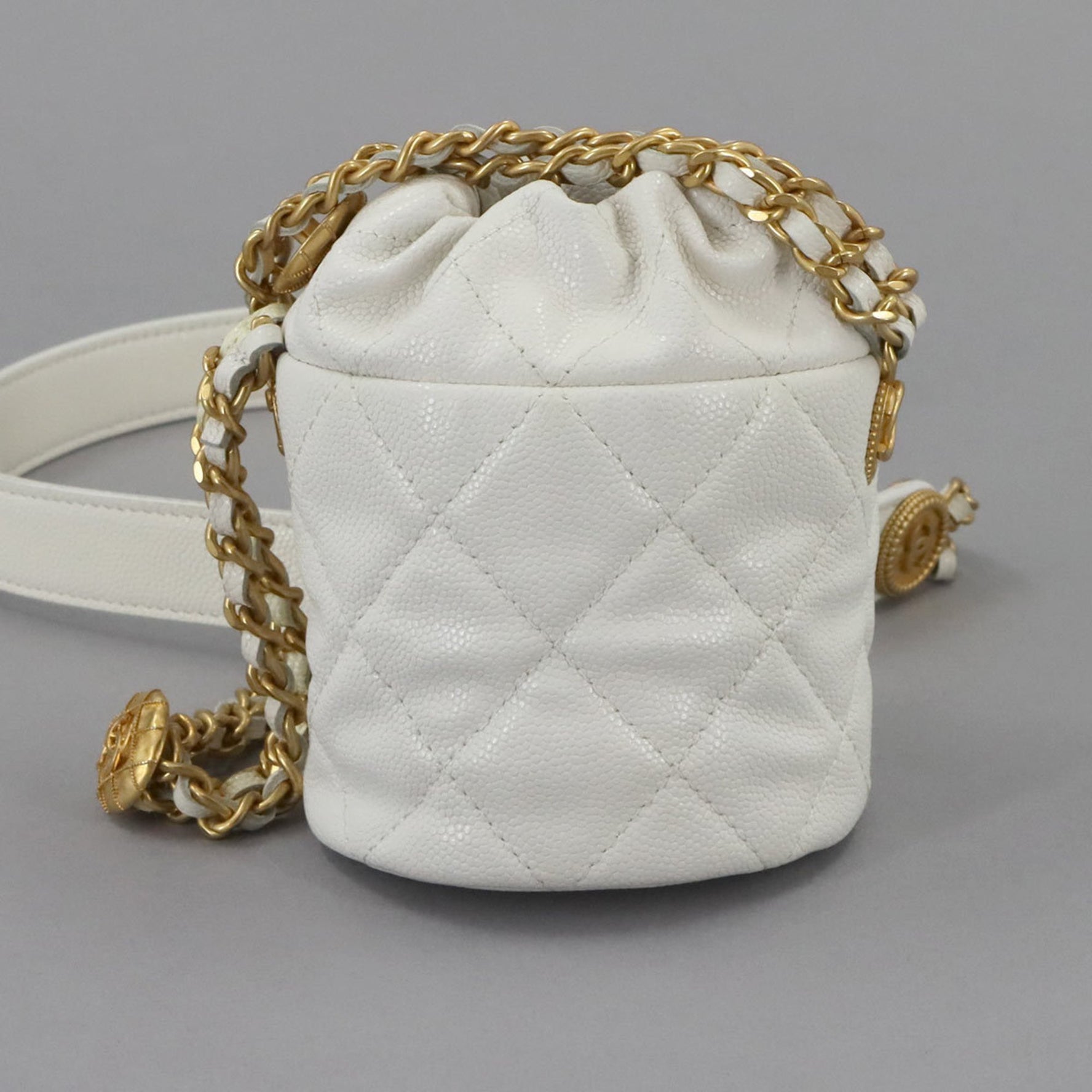 CHANEL Matelasse Chain Shoulder Bag in White Caviar Leather with Gold Hardware