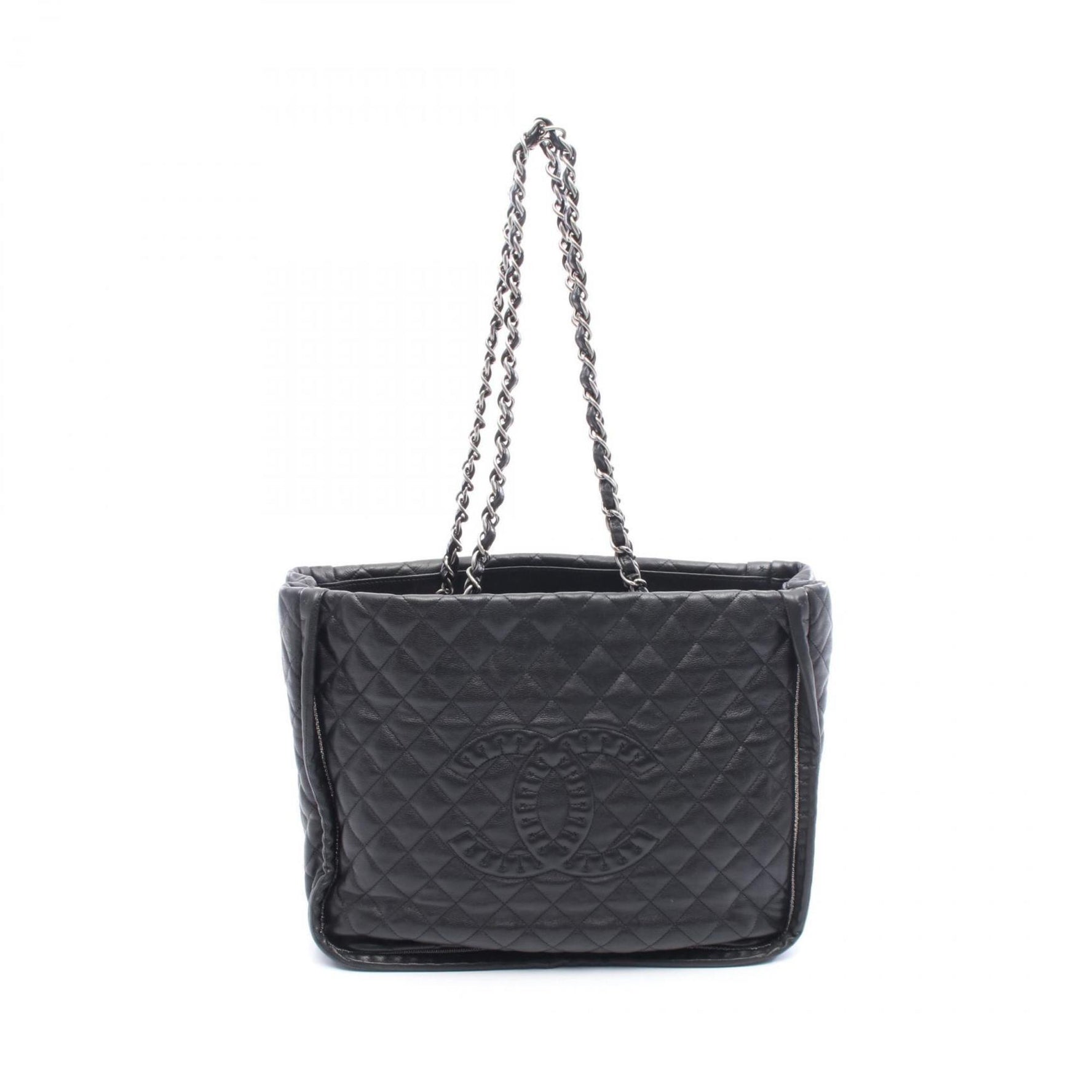 CHANEL Matelasse Chain Tote Bag in Lambskin Leather