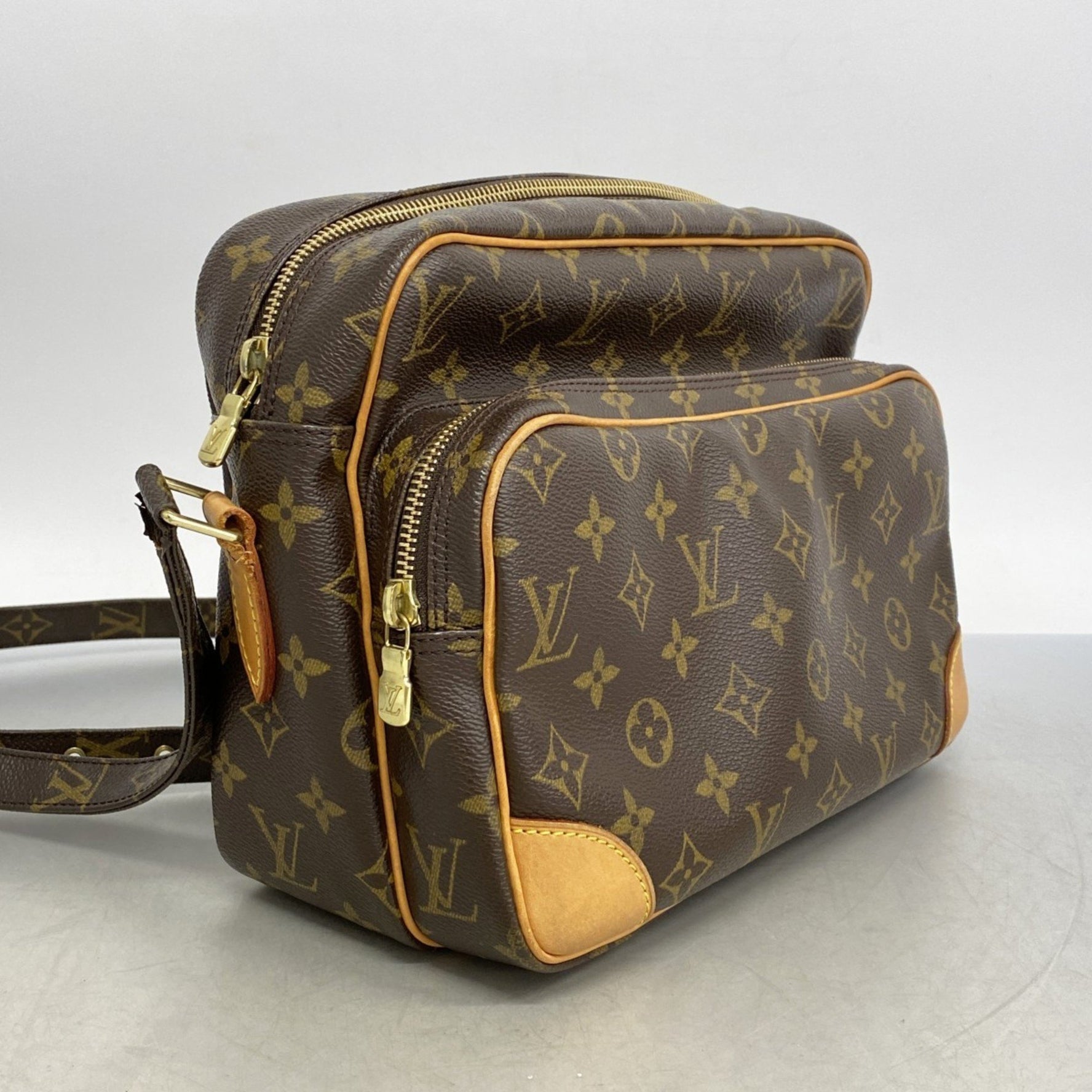 Louis Vuitton Monogram Nile Shoulder Bag M45244 Brown Women's