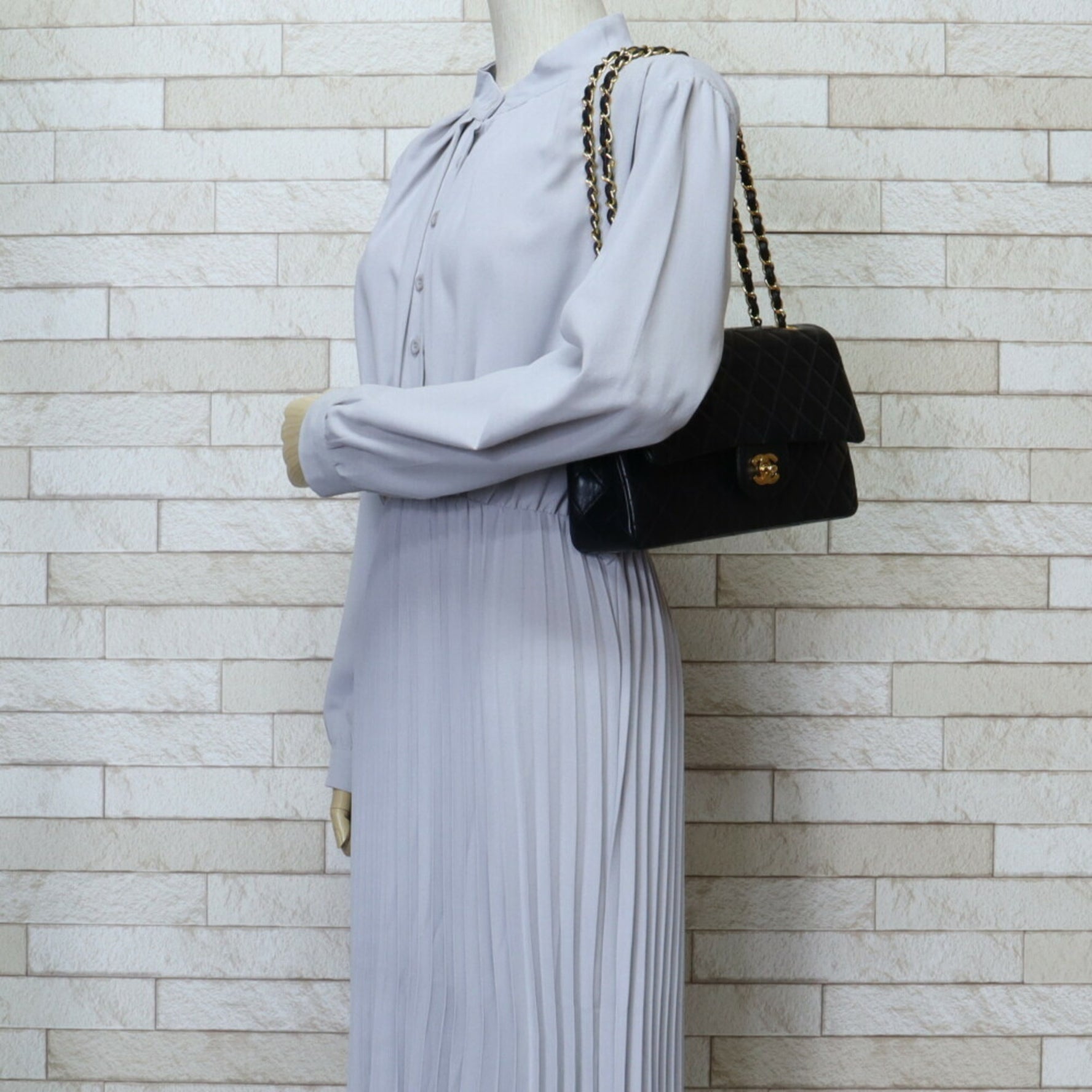 CHANEL Double Flap 25 Matelasse Shoulder Bag Lambskin