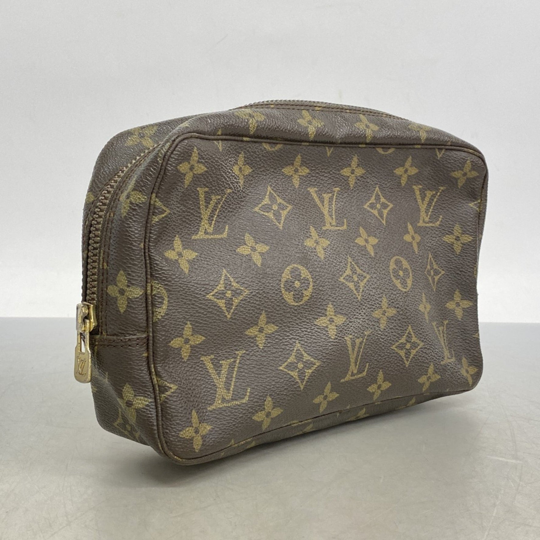 Louis Vuitton Monogram True Toilet 23 Pouch
