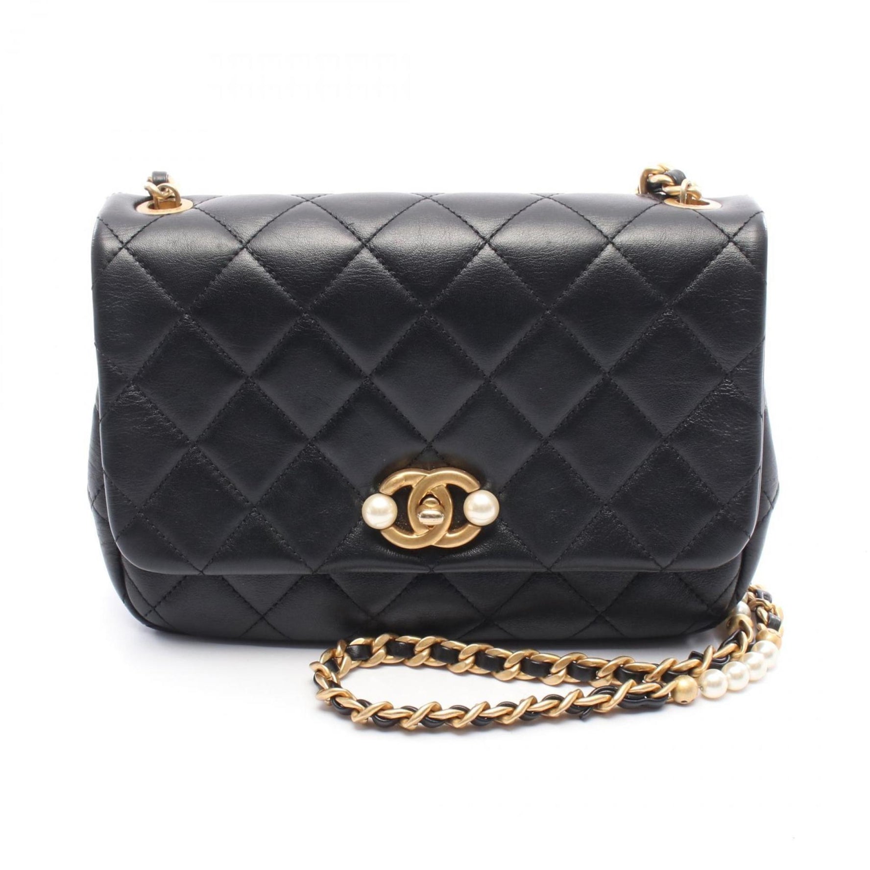 CHANEL Matelasse Shoulder Bag, Leather