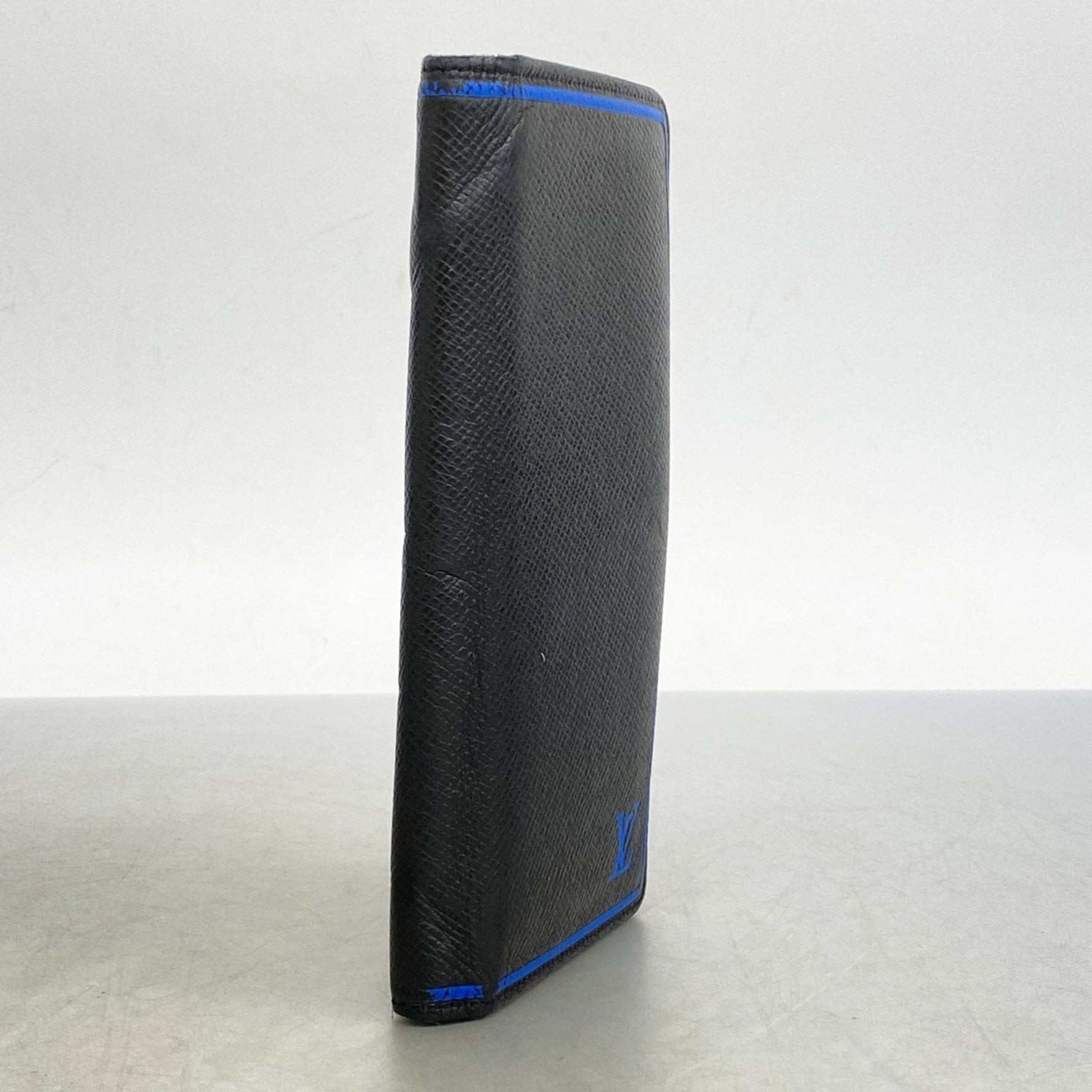 Louis Vuitton Taiga Portefeuille Brazza Long Wallet M63300 Ardoise Men's