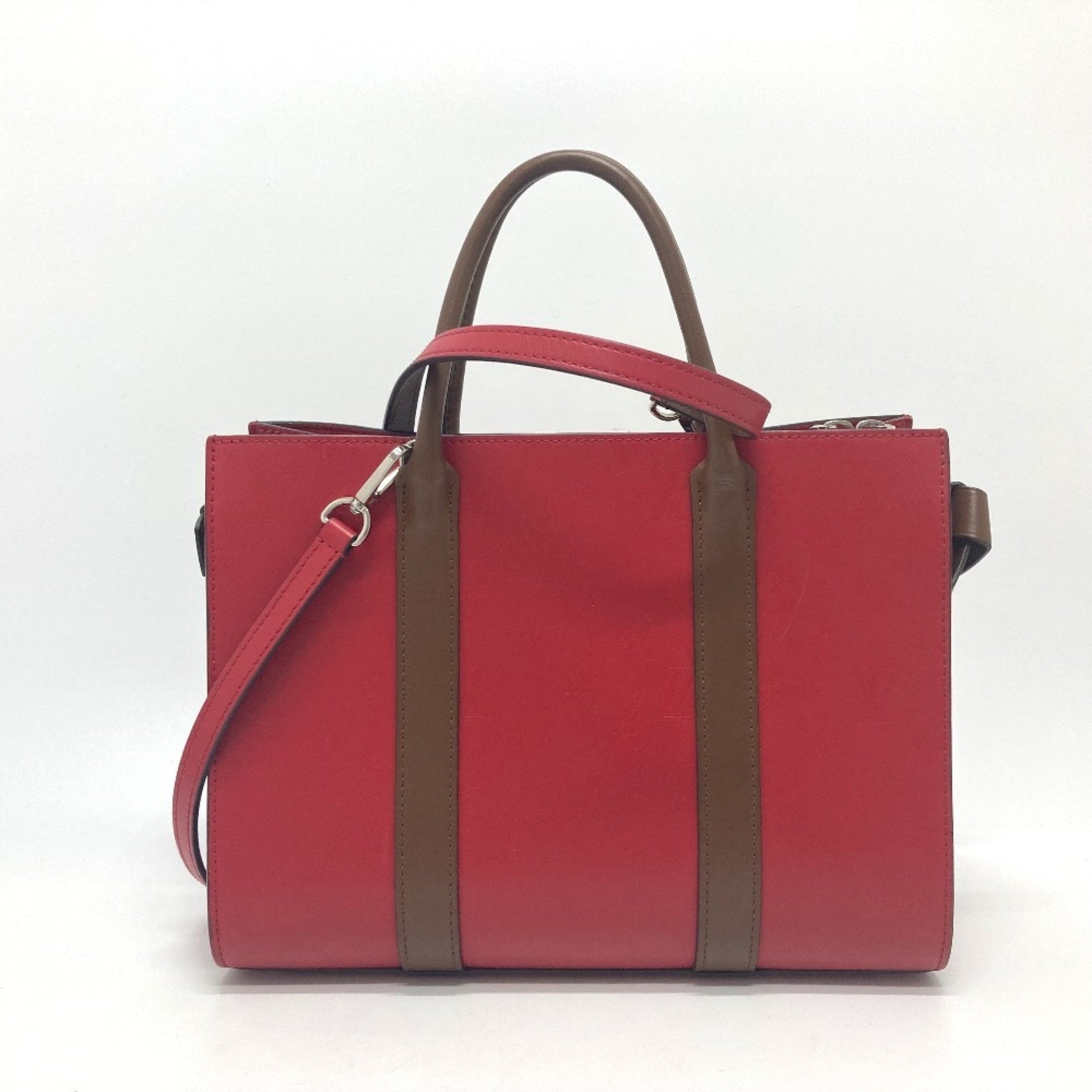 Louis Vuitton Monogram Very Tote MM Bag in Leather, Red