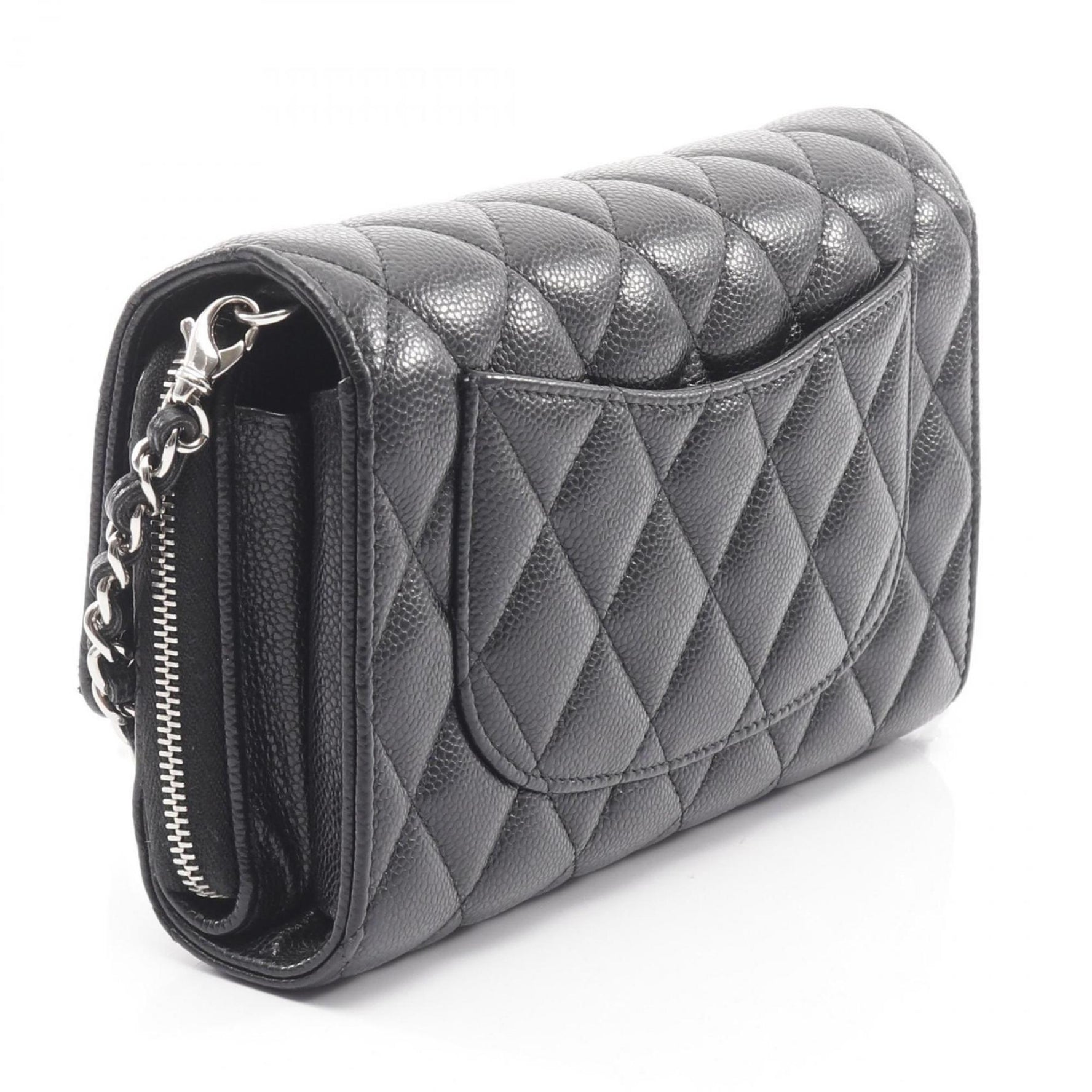 CHANEL Matelasse Shoulder Bag in Caviar (Grained Calfskin)