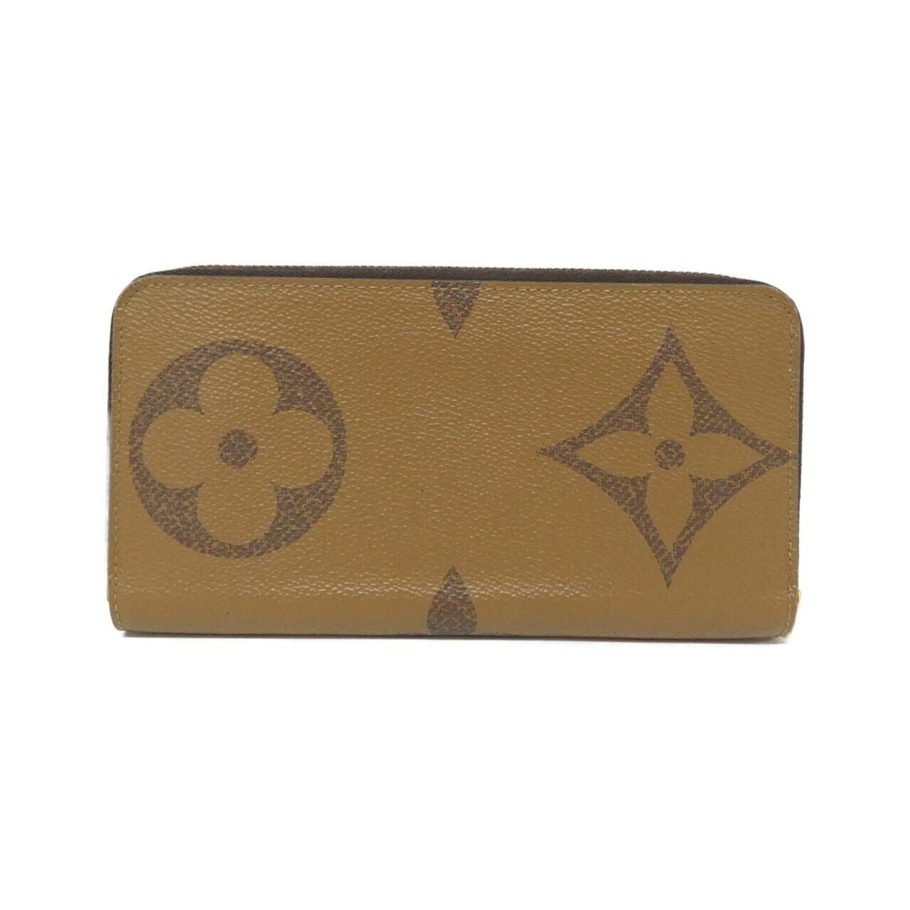 Louis Vuitton Monogram Giant Zippy Wallet
