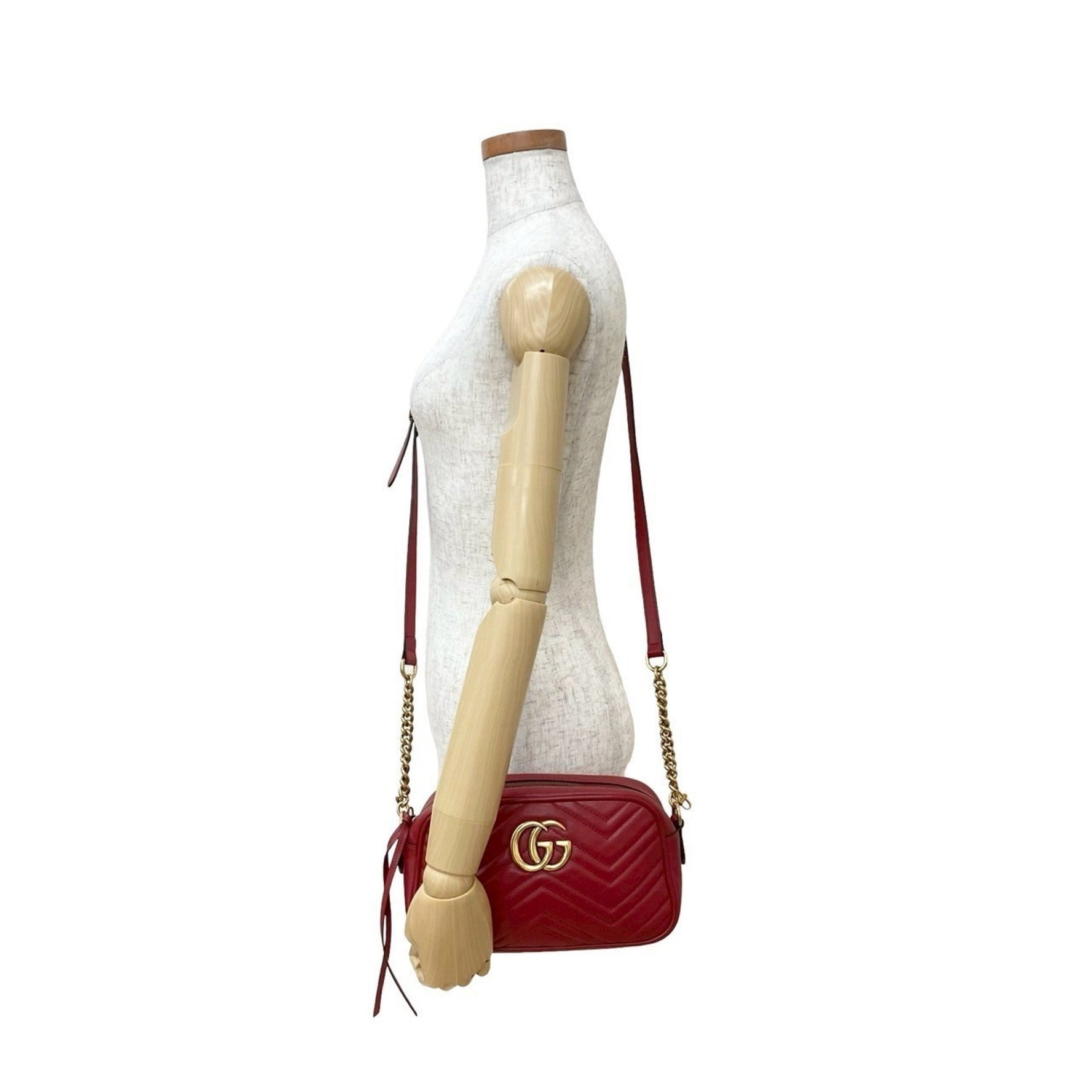 GUCCI GG Marmont Small Camera Bag with Logo and Hardware, Genuine Leather Shoulder Bag, Pochette, or Sacoche, Red