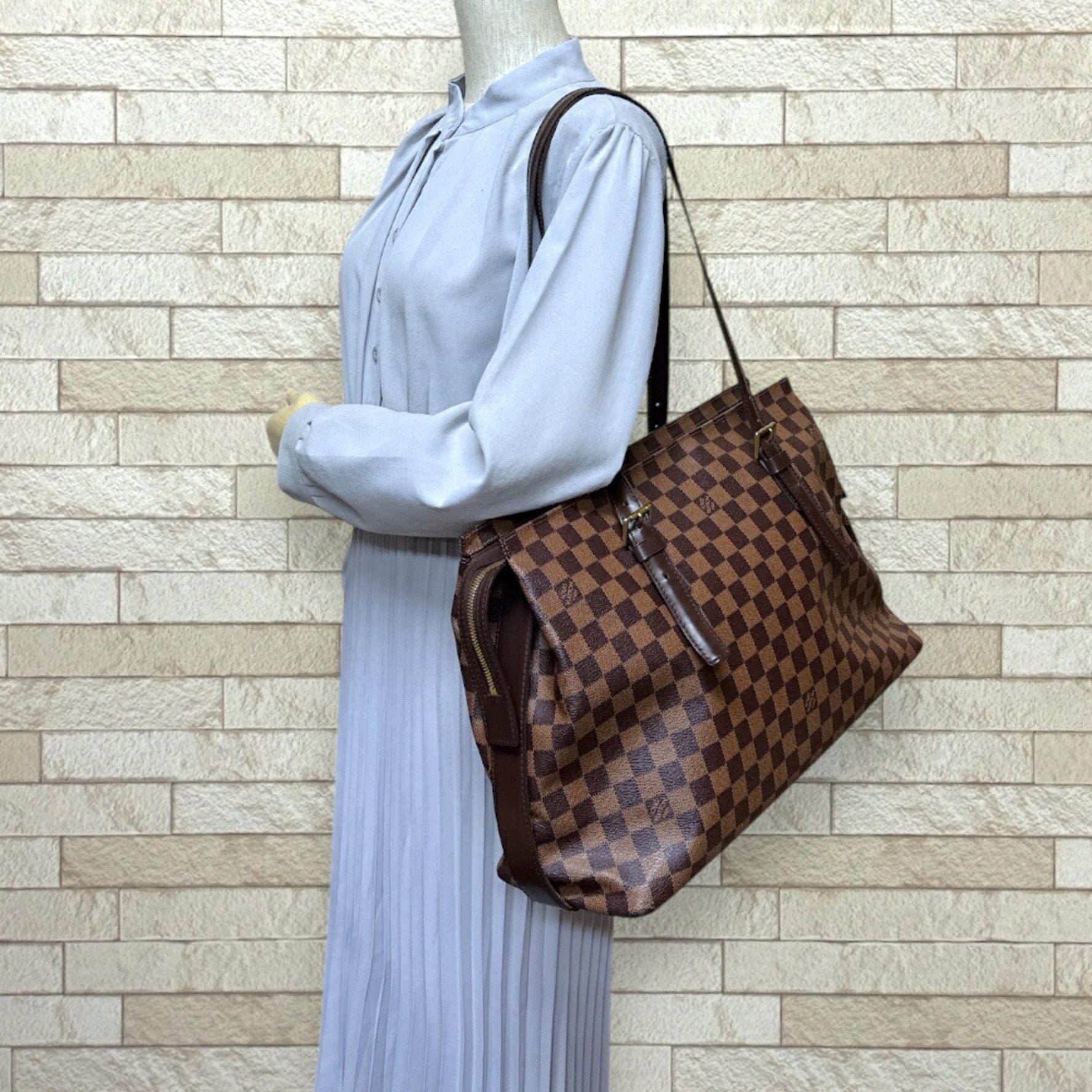 Louis Vuitton Chelsea Damier Tote Bag, Canvas Unisex
