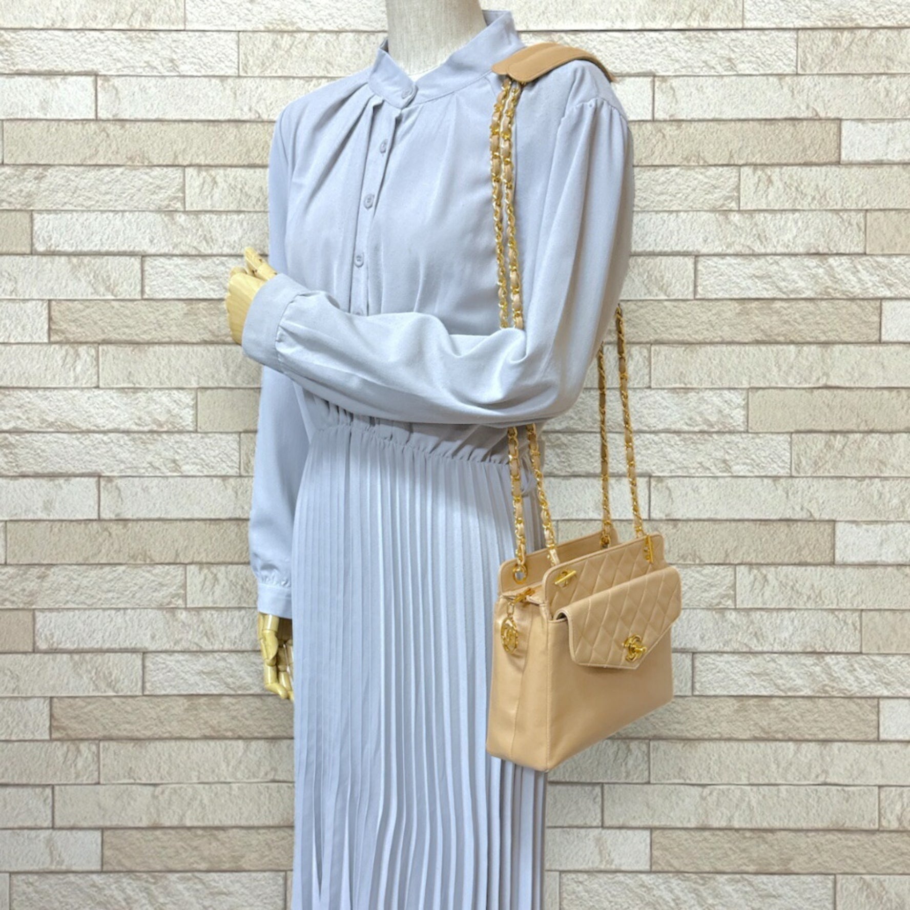 Chanel Shoulder Bag Lambskin Chain