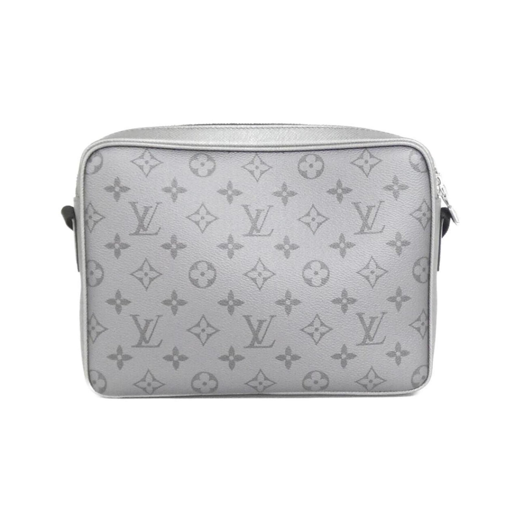 Louis Vuitton Taiga Llama Outdoor Messenger Shoulder Bag