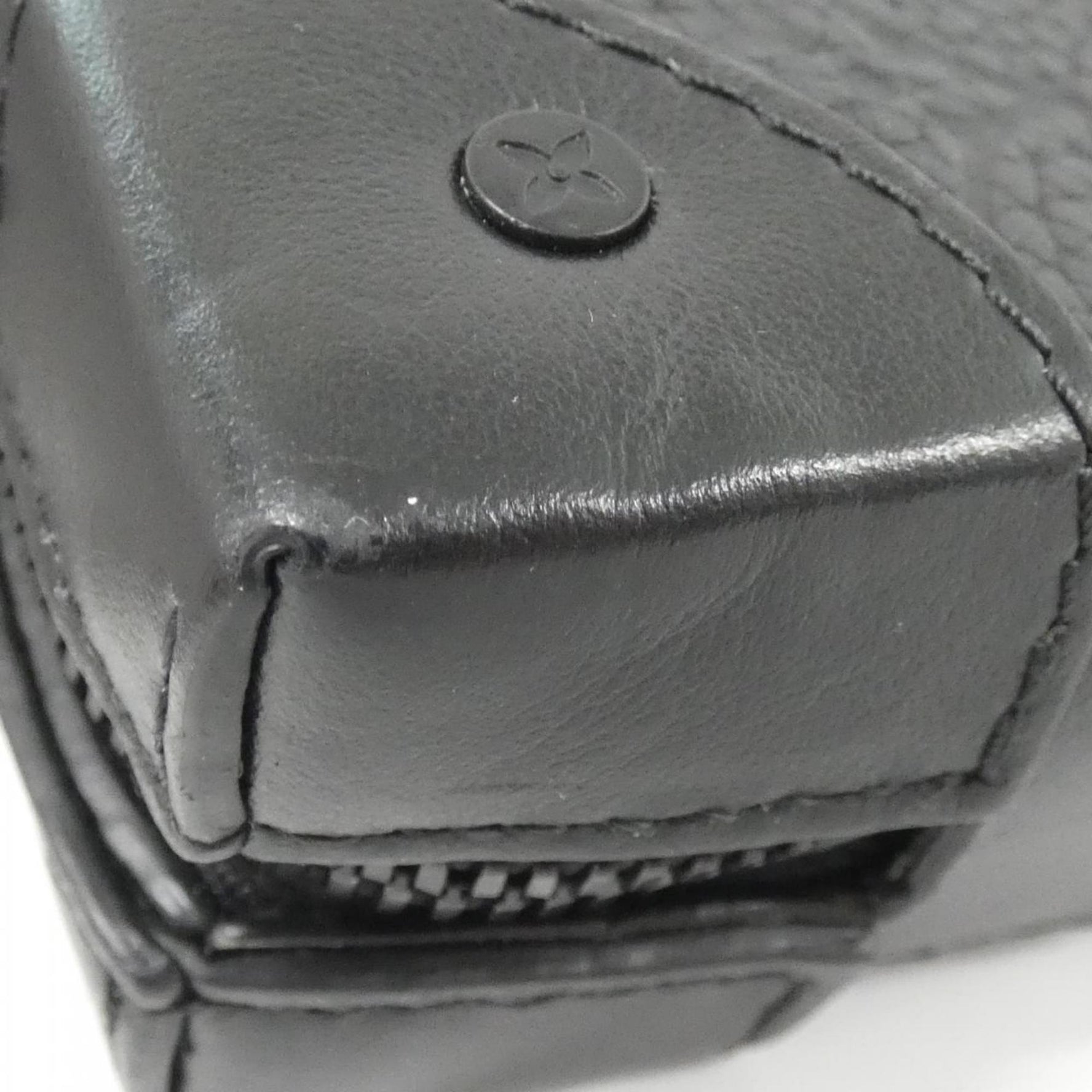 Louis Vuitton Taurillon Monogram Soft Trunk Wallet Shoulder Bag