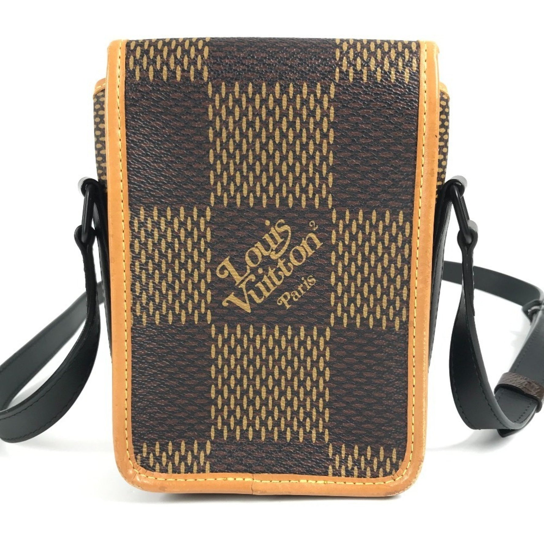 LOUIS VUITTON Damier Giant Amazon NIGO Collaboration Pochette Shoulder Bag in Canvas, Brown