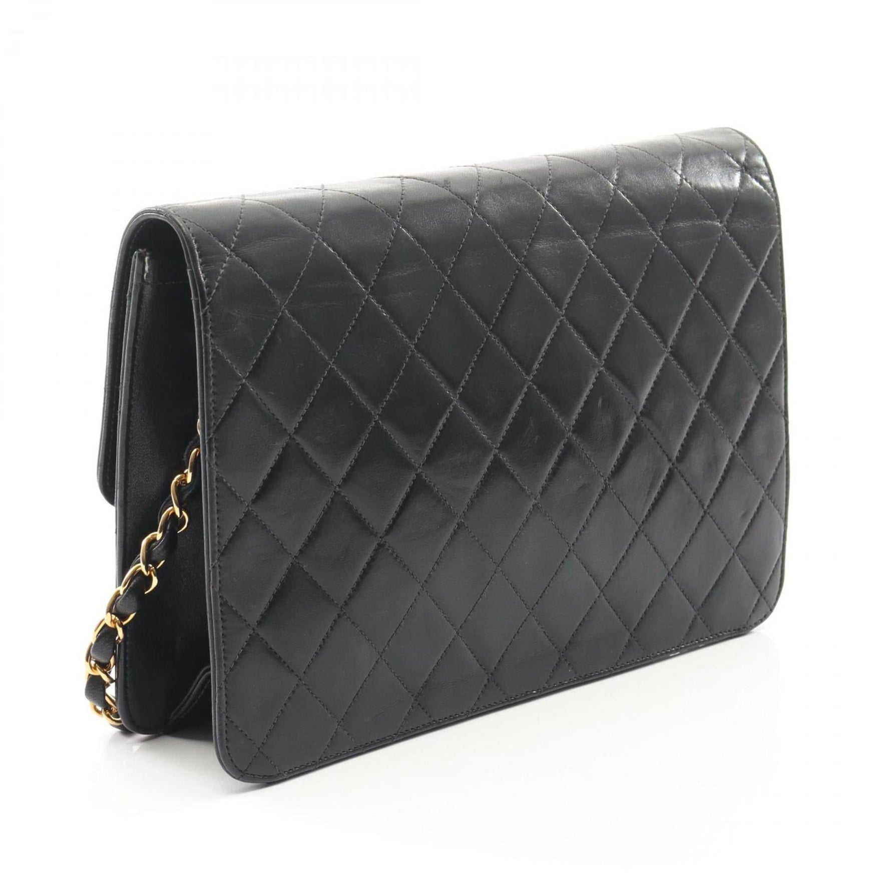 CHANEL Matelasse Single Flap Shoulder Bag in Lambskin Leather