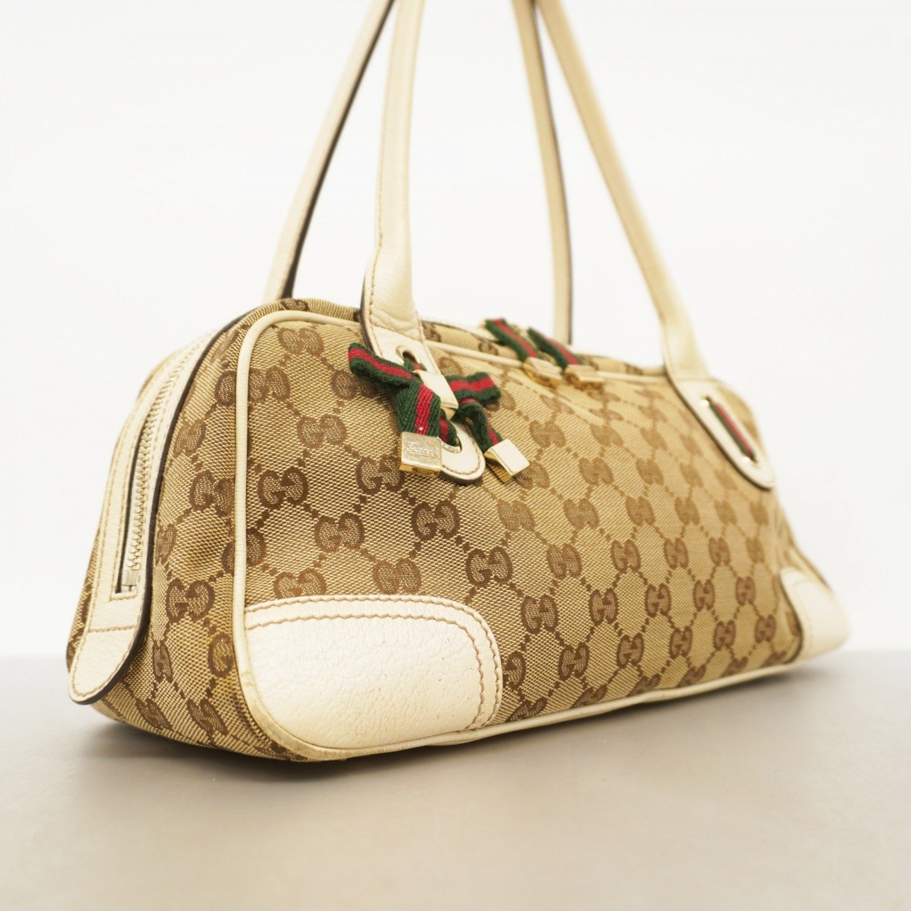 Gucci GG Canvas Sherry Line Princess Shoulder Bag Champagne