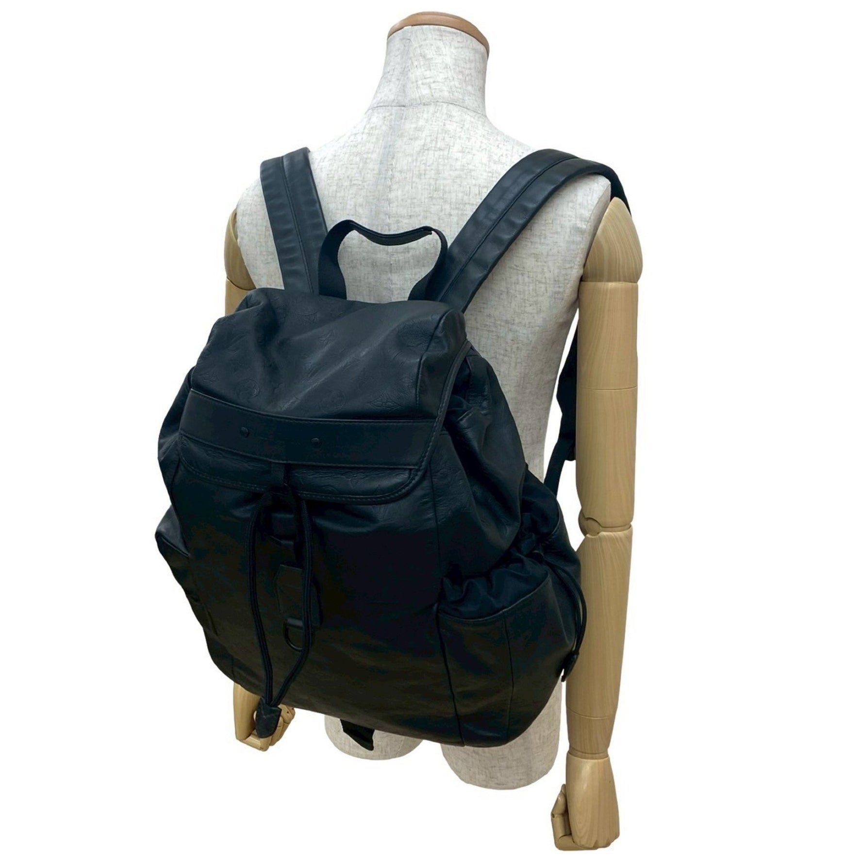 LOUIS VUITTON Discovery Backpack Monogram Shadow Leather in Noir