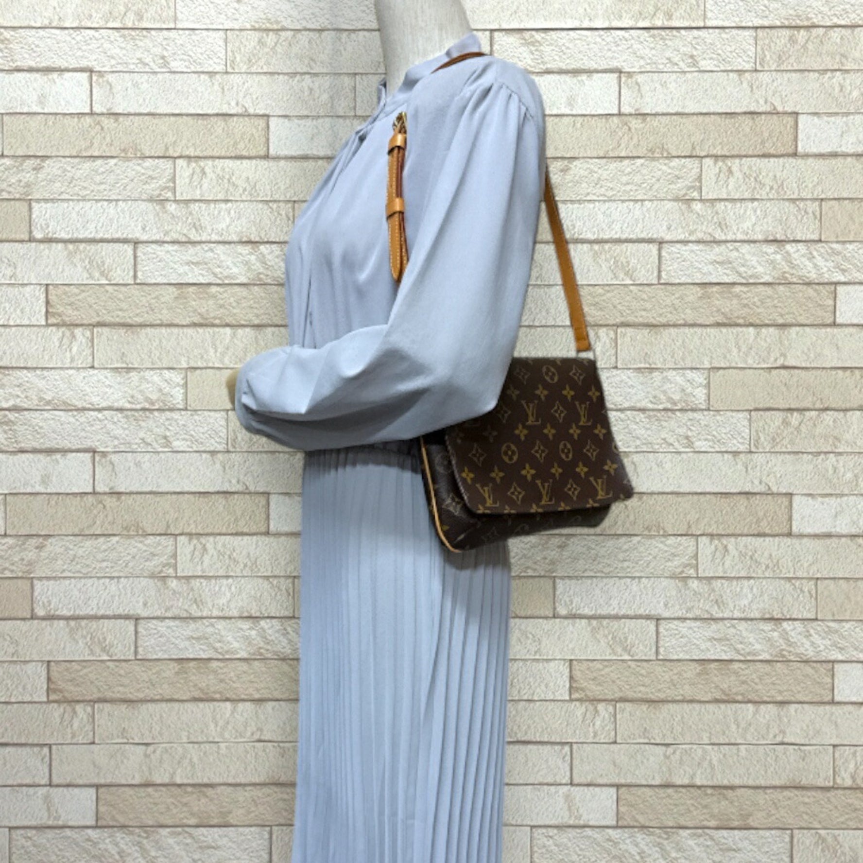 Louis Vuitton Musette Tango Short Monogram Shoulder Bag Canvas M51257 Brown Women's LOUIS VUITTON