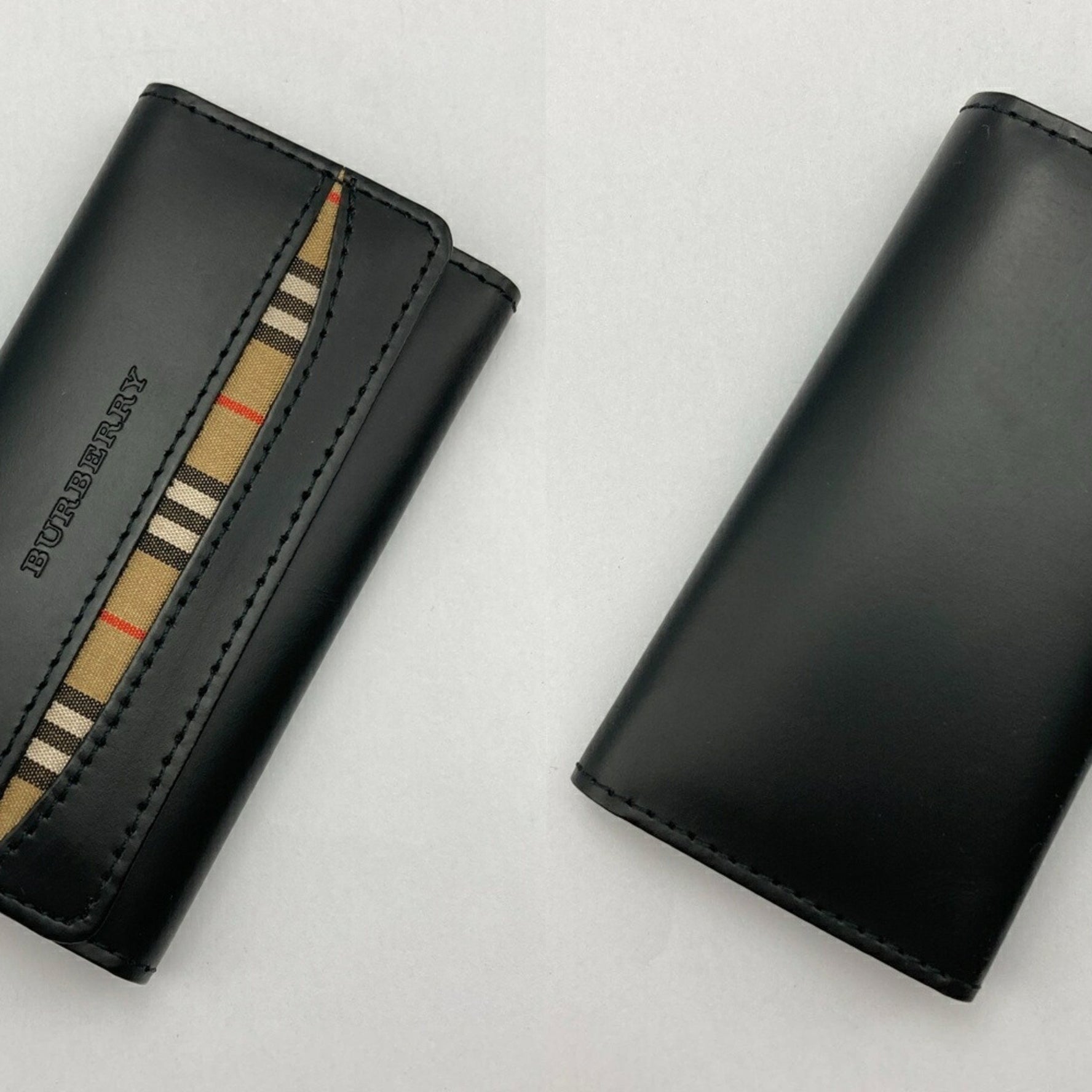 BURBERRY Nova Check key case