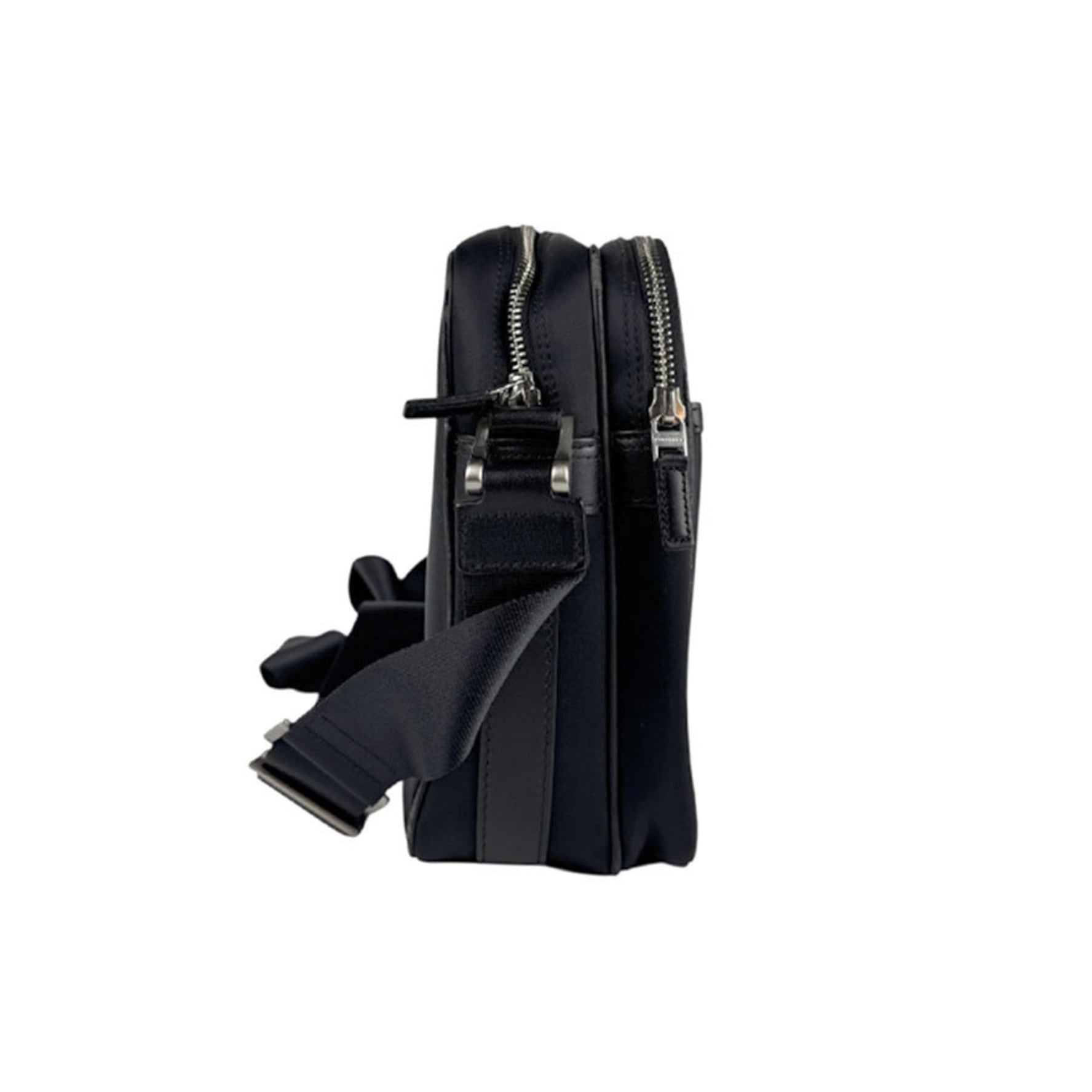 Burberry shoulder bag, nylon