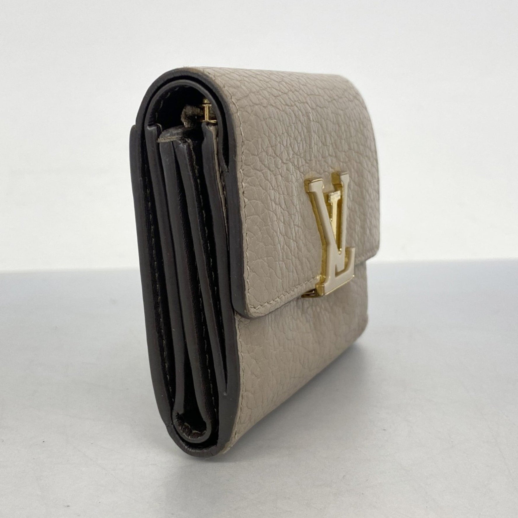 Louis Vuitton Tri-fold Wallet, Taurillon, Portefeuille Capucines XS, M68747, Galle Women's