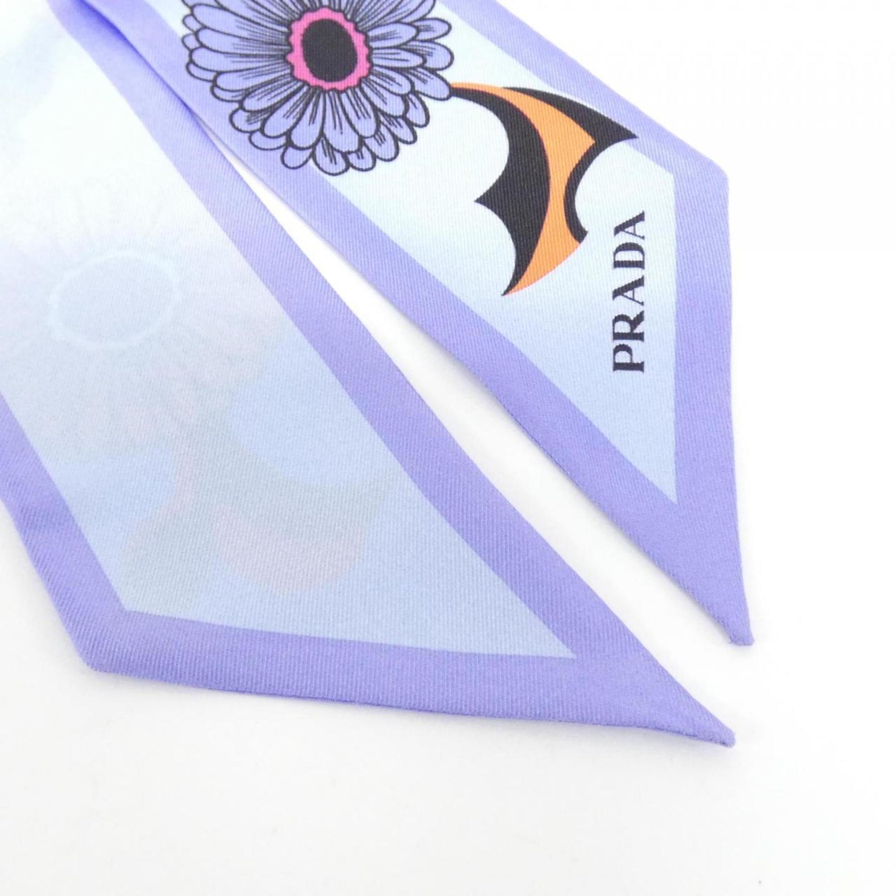 Prada 1FF008 scarf