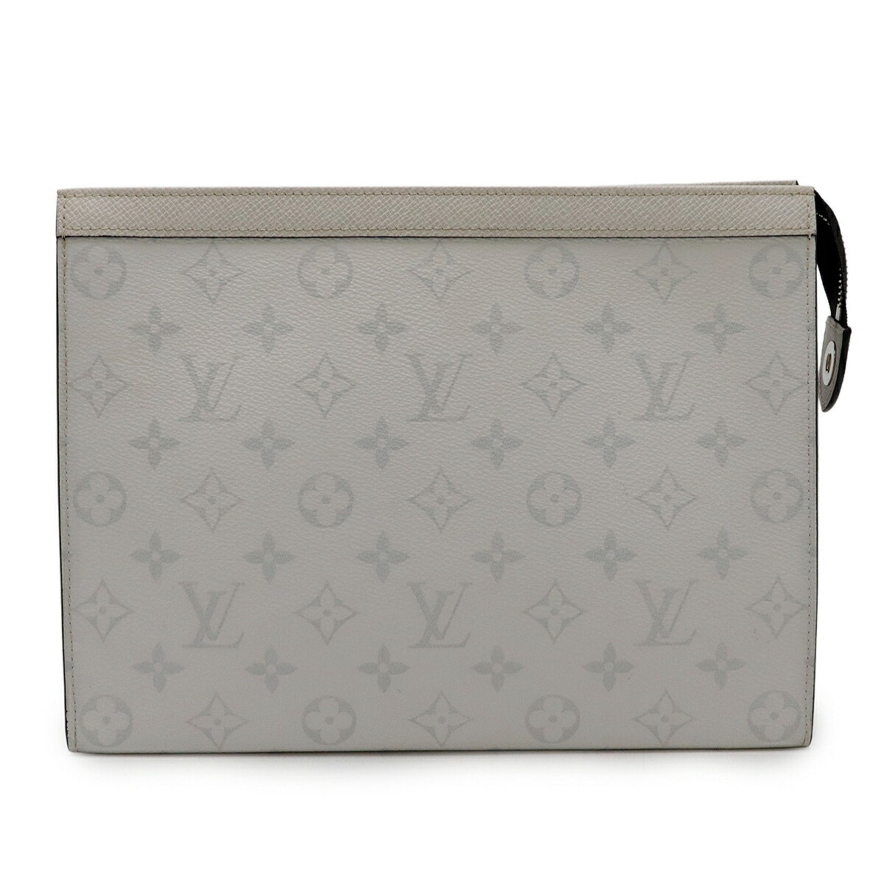 Louis Vuitton Taiga Rama Pochette Voyage MM Second Bag Clutch Antarctica White