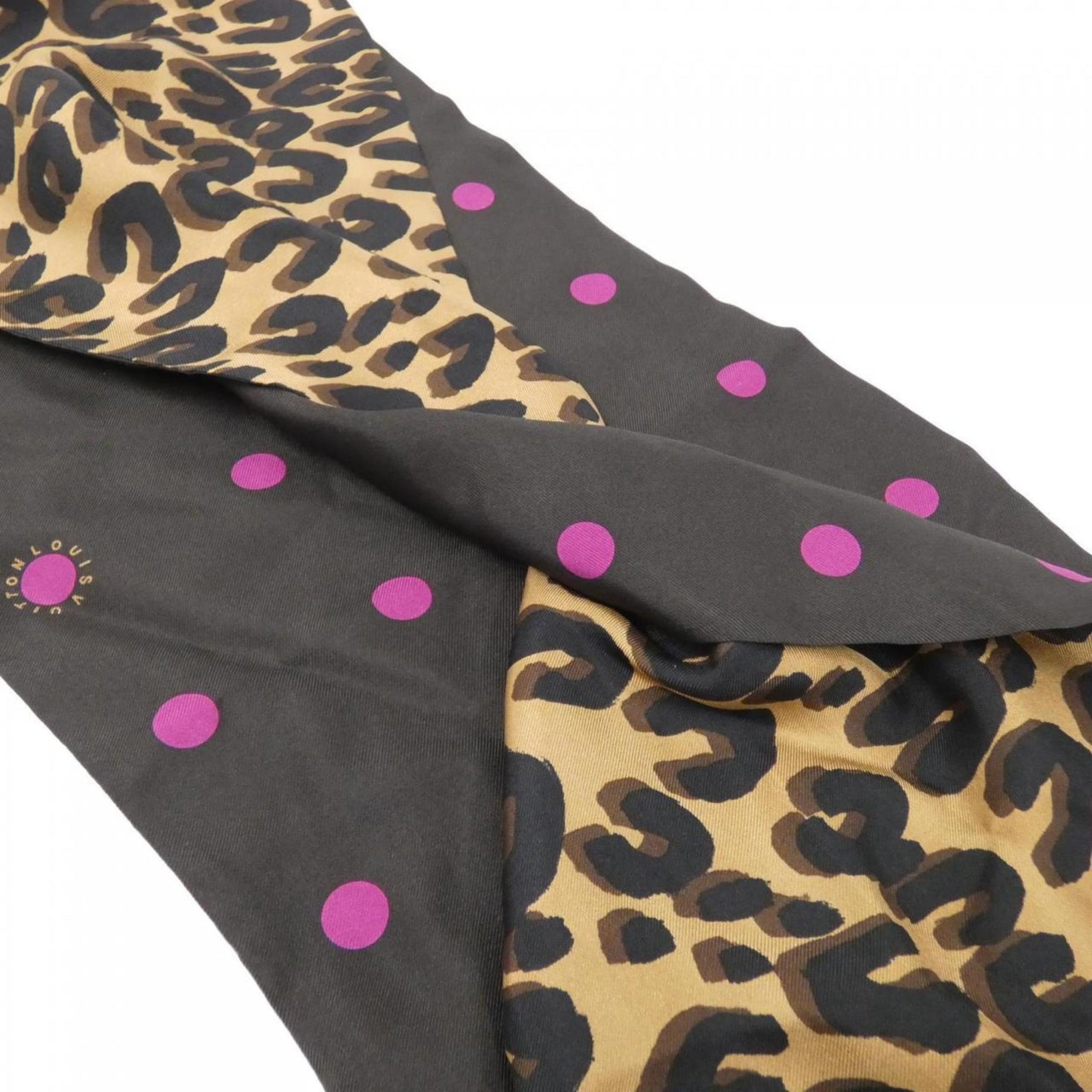 Louis Vuitton Snood Leopard M74727