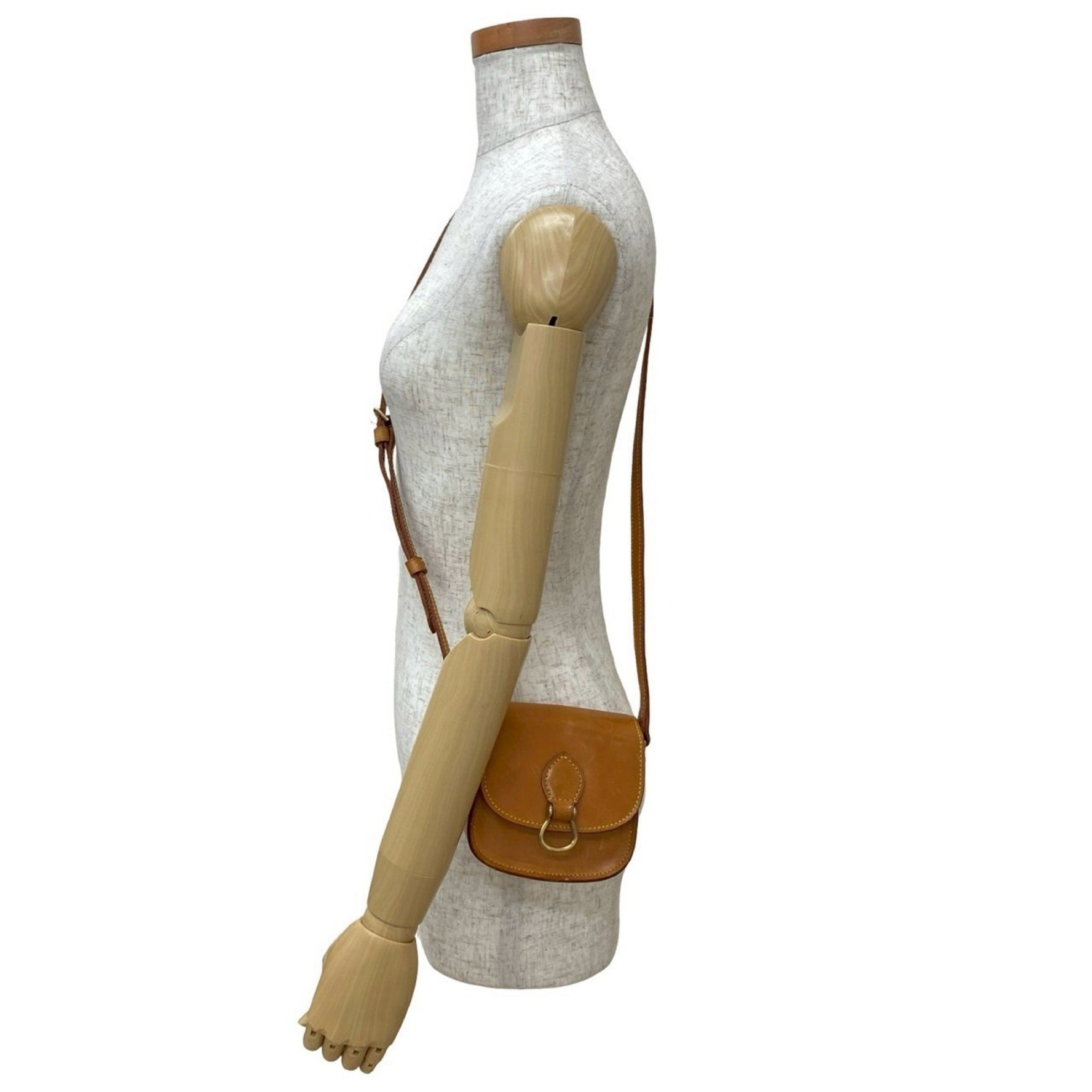 Louis Vuitton Mini Saint-Cloud Leather Shoulder Bag/Pochette in Camel