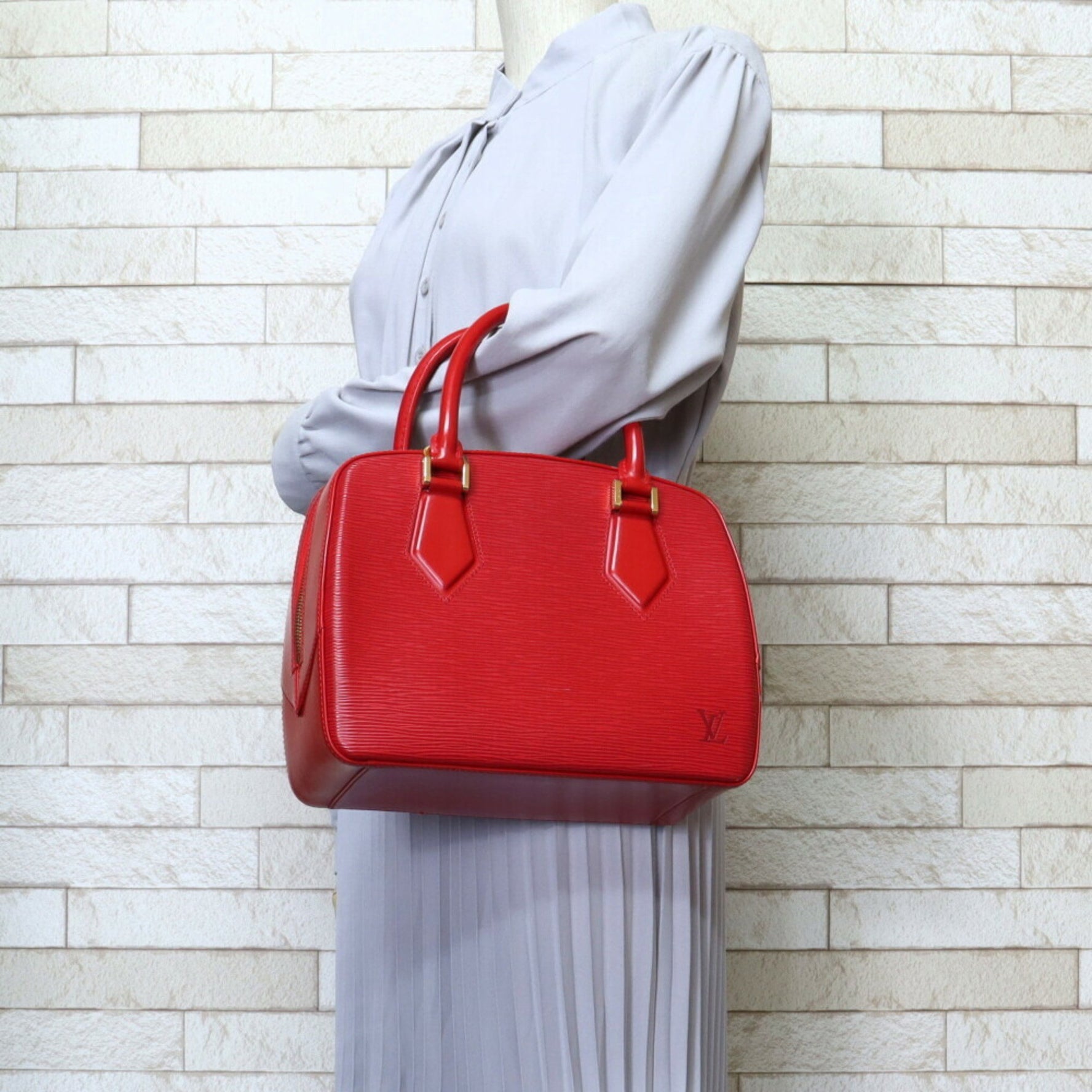 Louis Vuitton Sablon Epi Handbag Leather Red