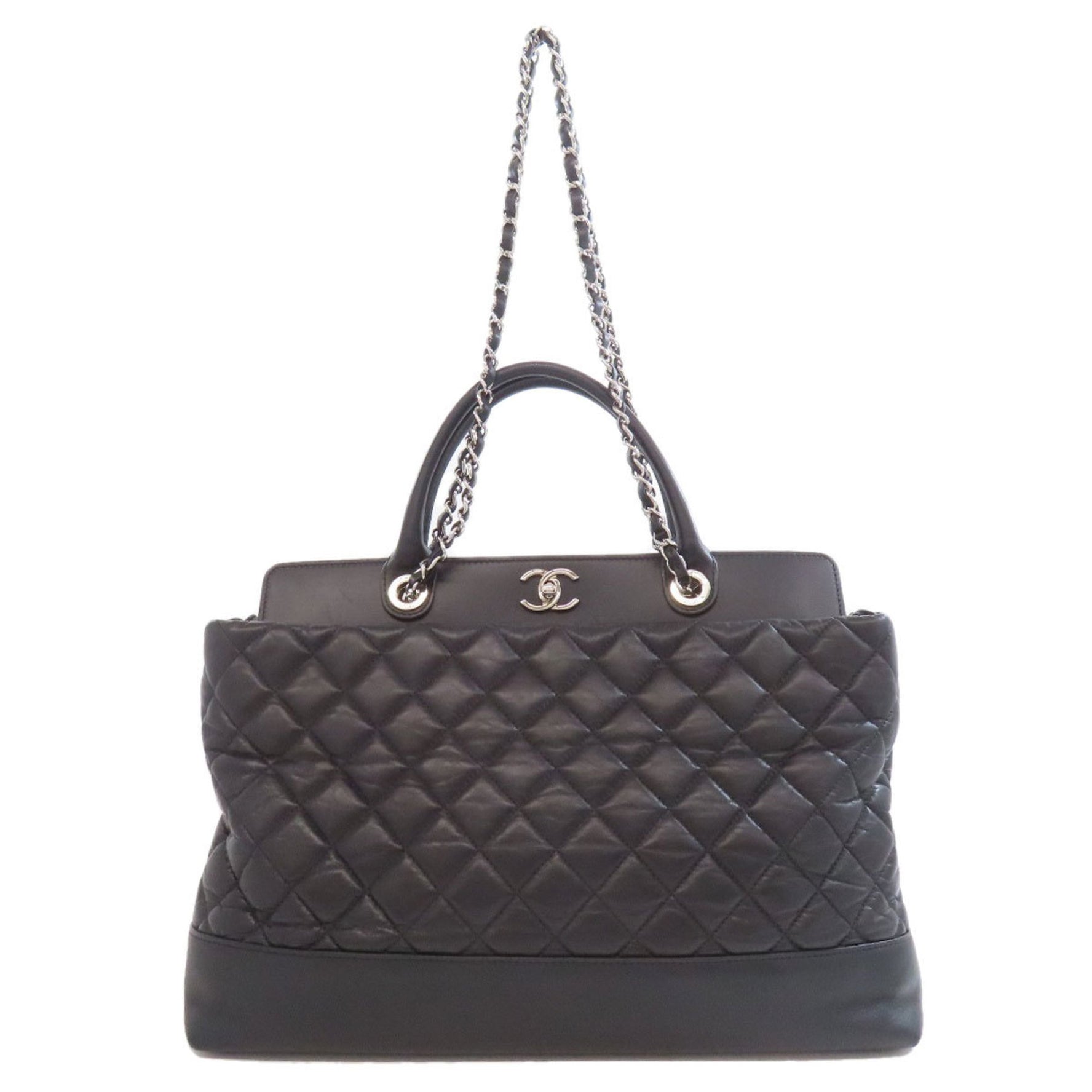 CHANEL Matelasse Tote Bag Leather