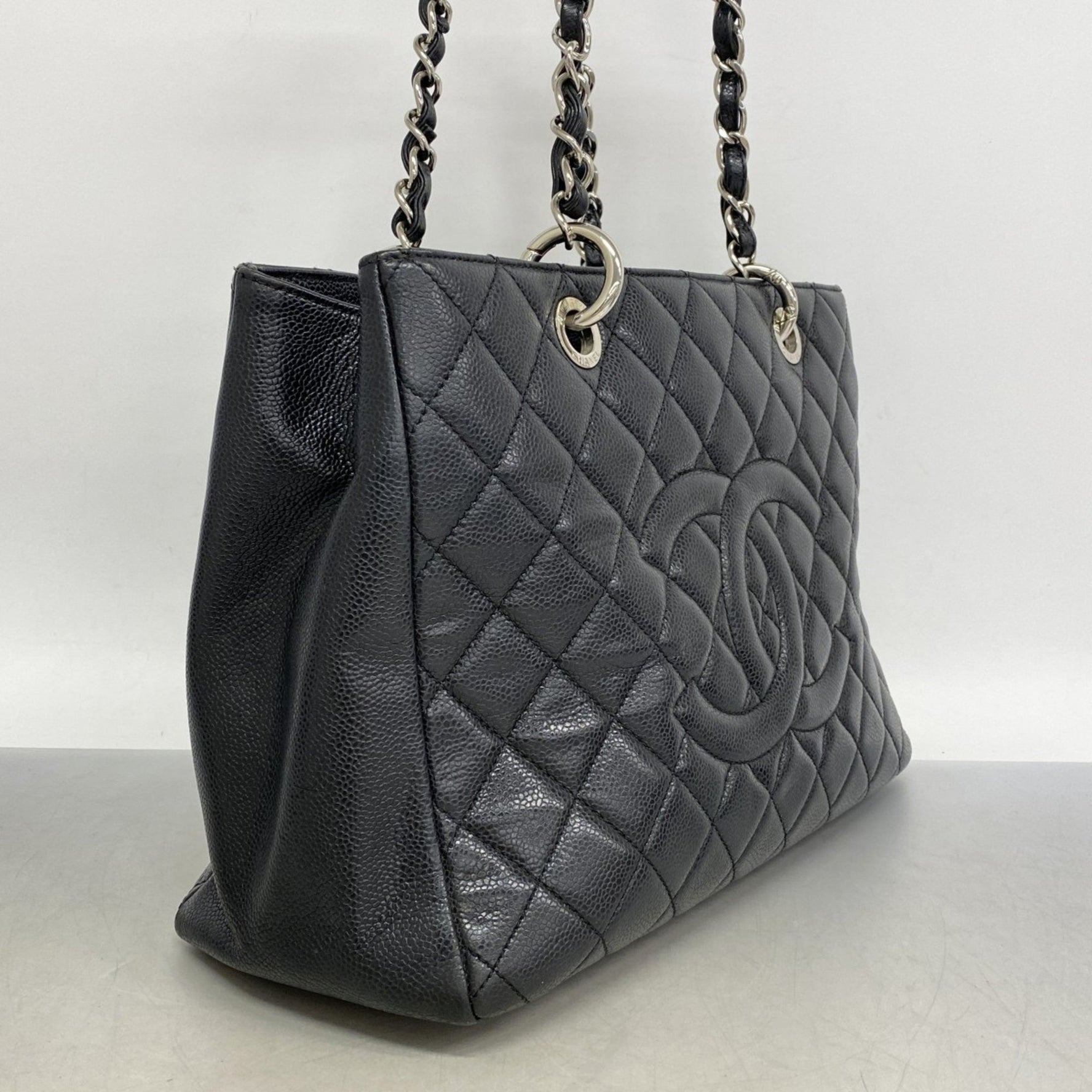 Chanel Matelasse Shoulder Bag with Chain, Caviar Skin, Black, Women's