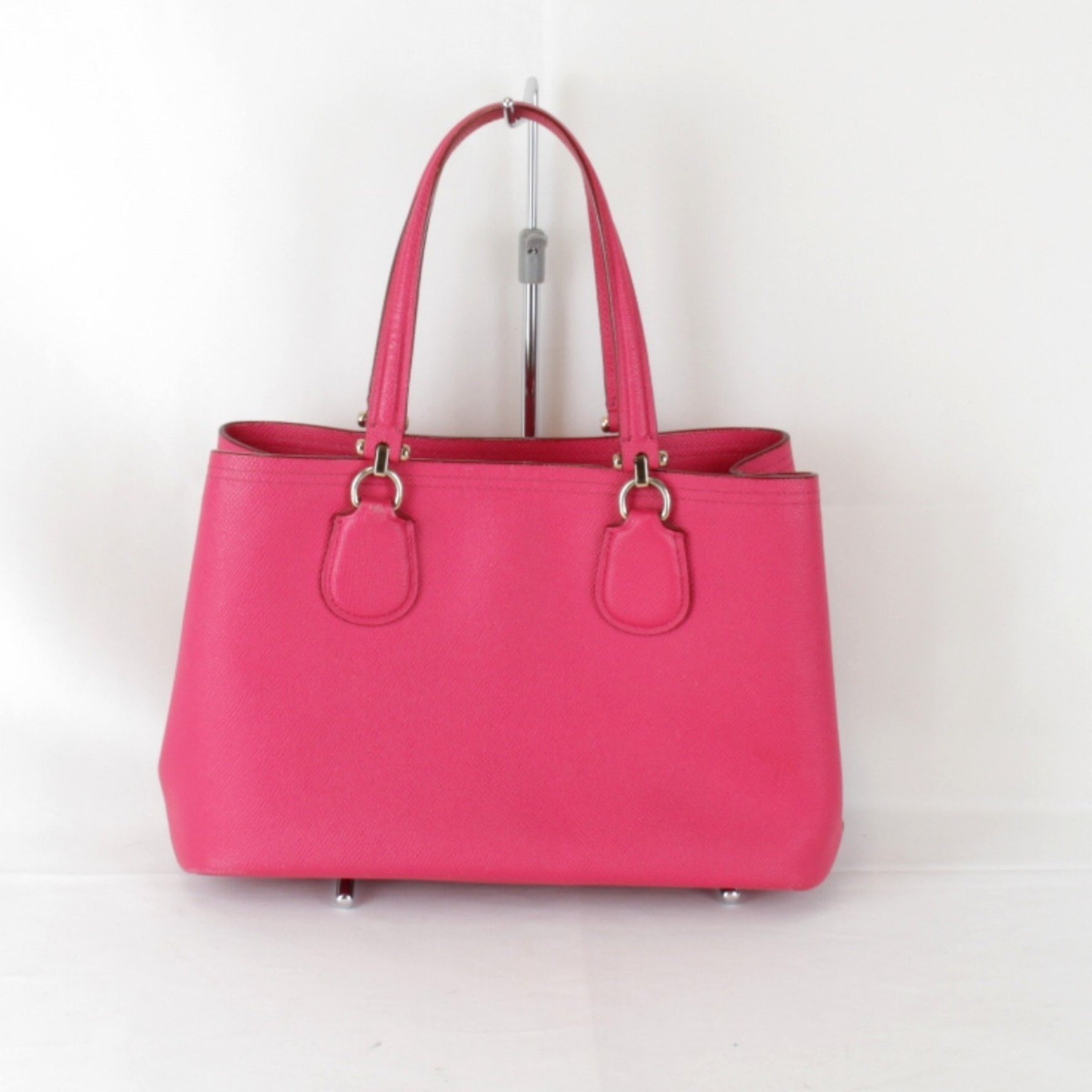 COACH Shoulder Bag Leather