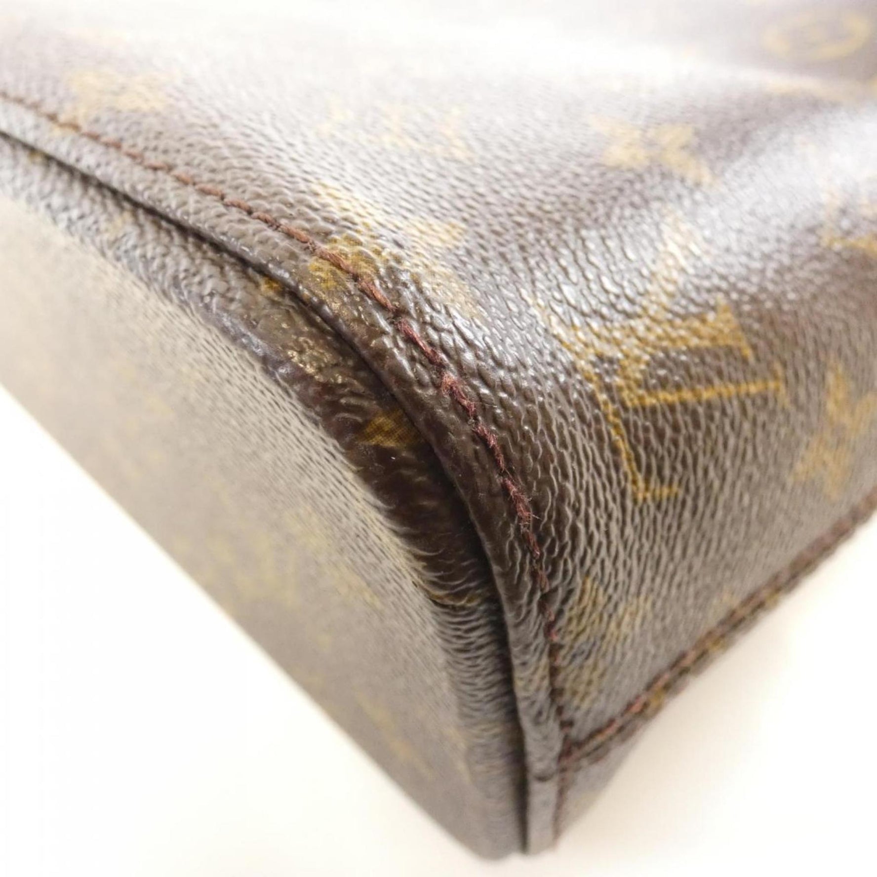 Louis Vuitton Monogram Luco Handbag