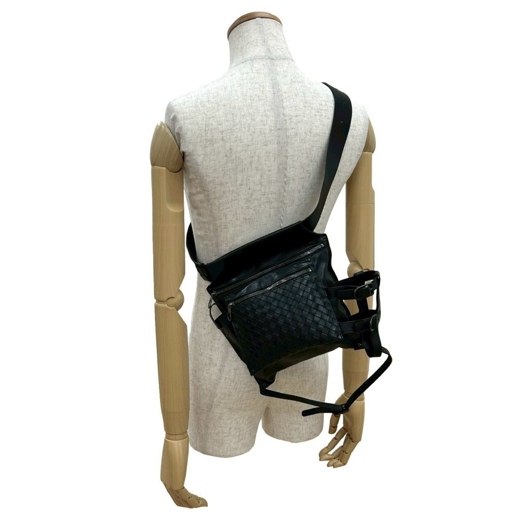 BOTTEGA VENETA Intrecciato Leather Body Bag/Shoulder Bag