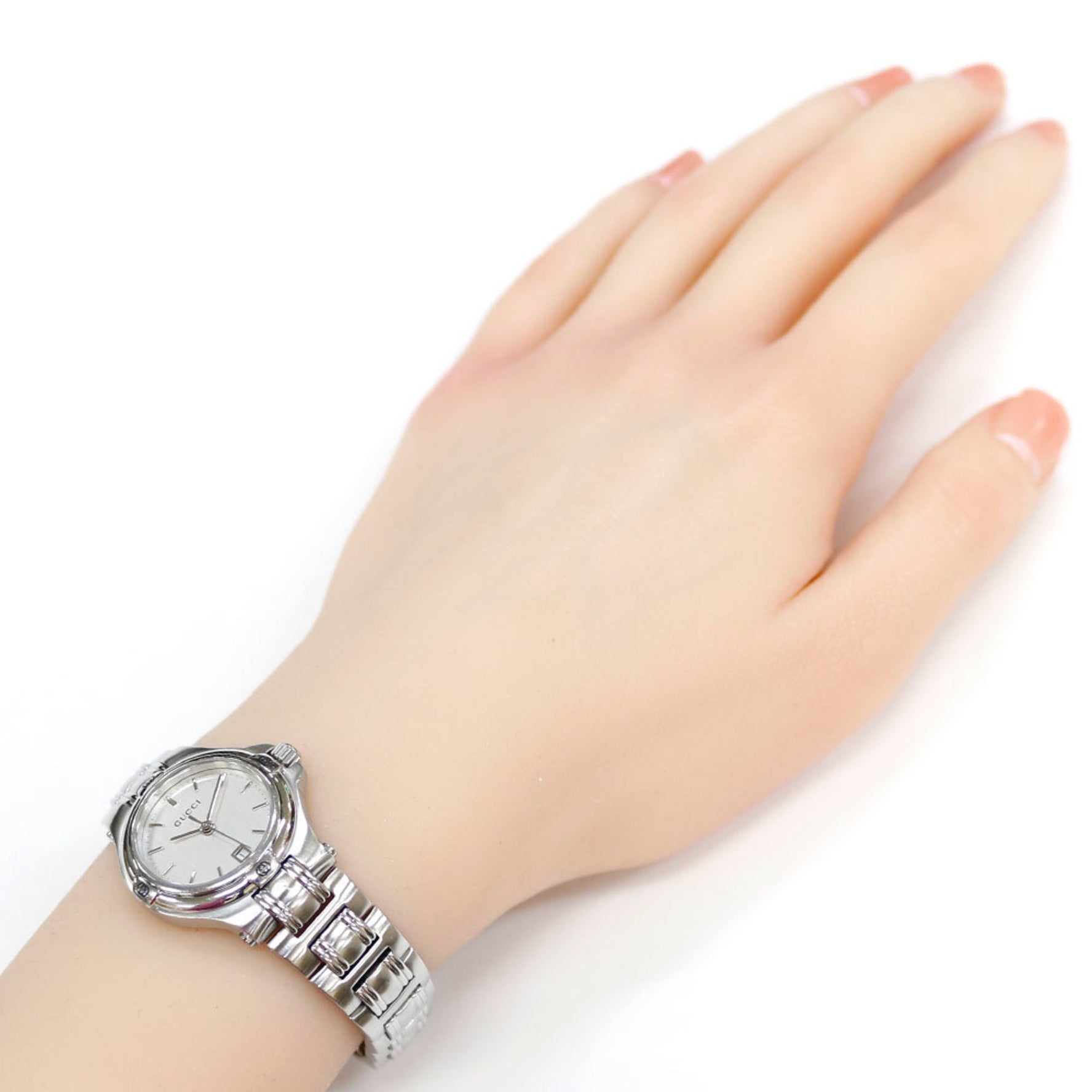Gucci watch, stainless steel quartz watch .