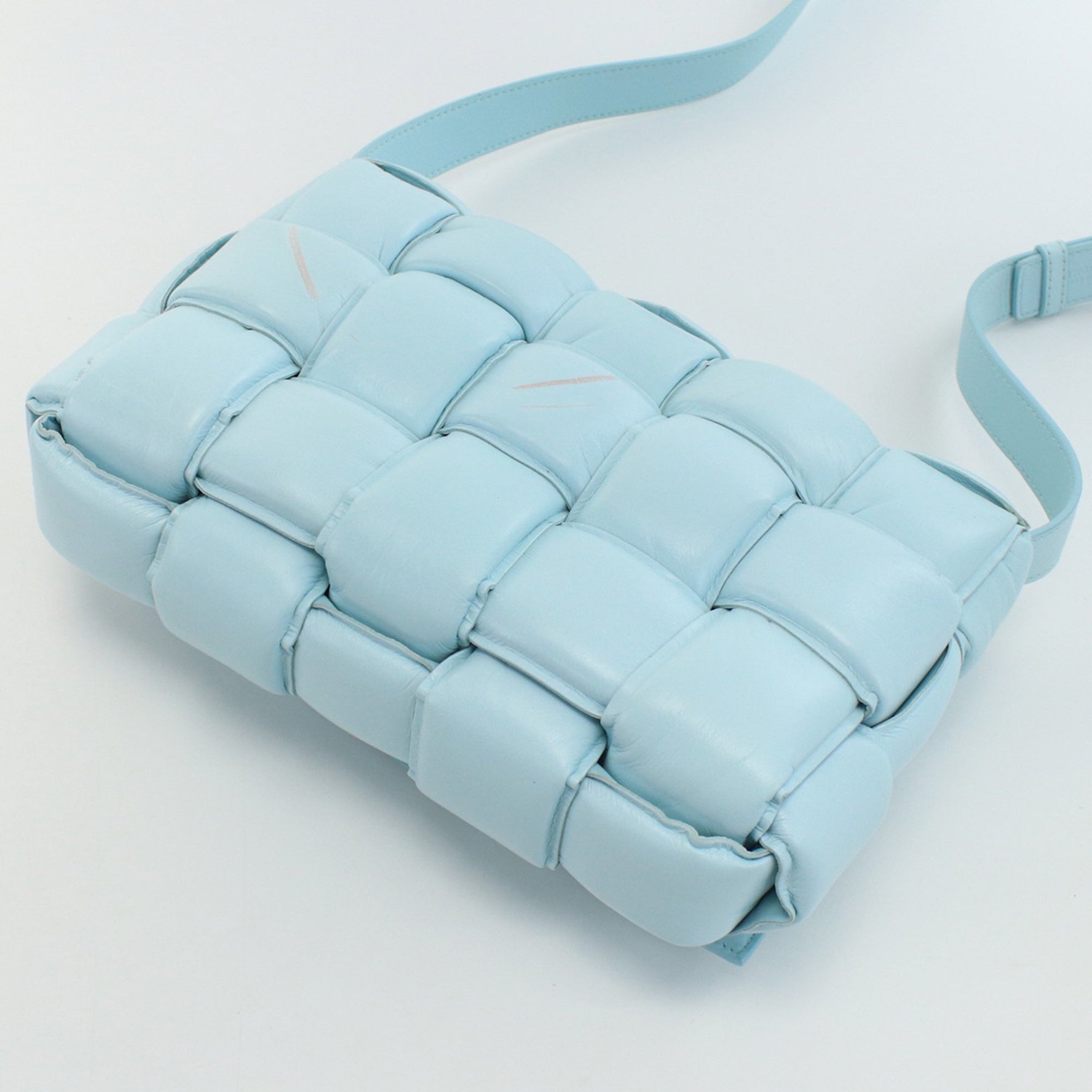 BOTTEGA VENETA Intrecciato Padded Cassette Shoulder Bag