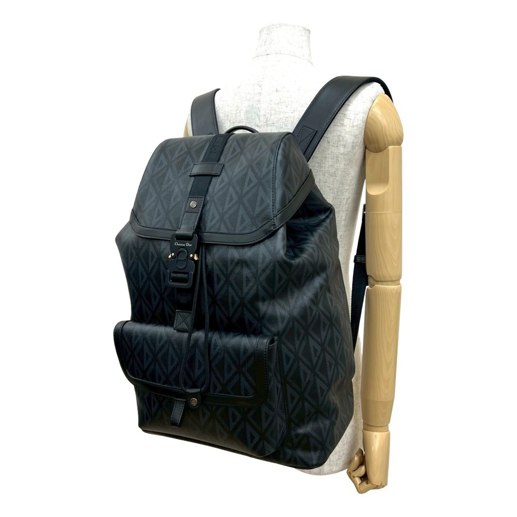 Unused, stored Christian Dior Hit the Road leather backpack in (622-4)