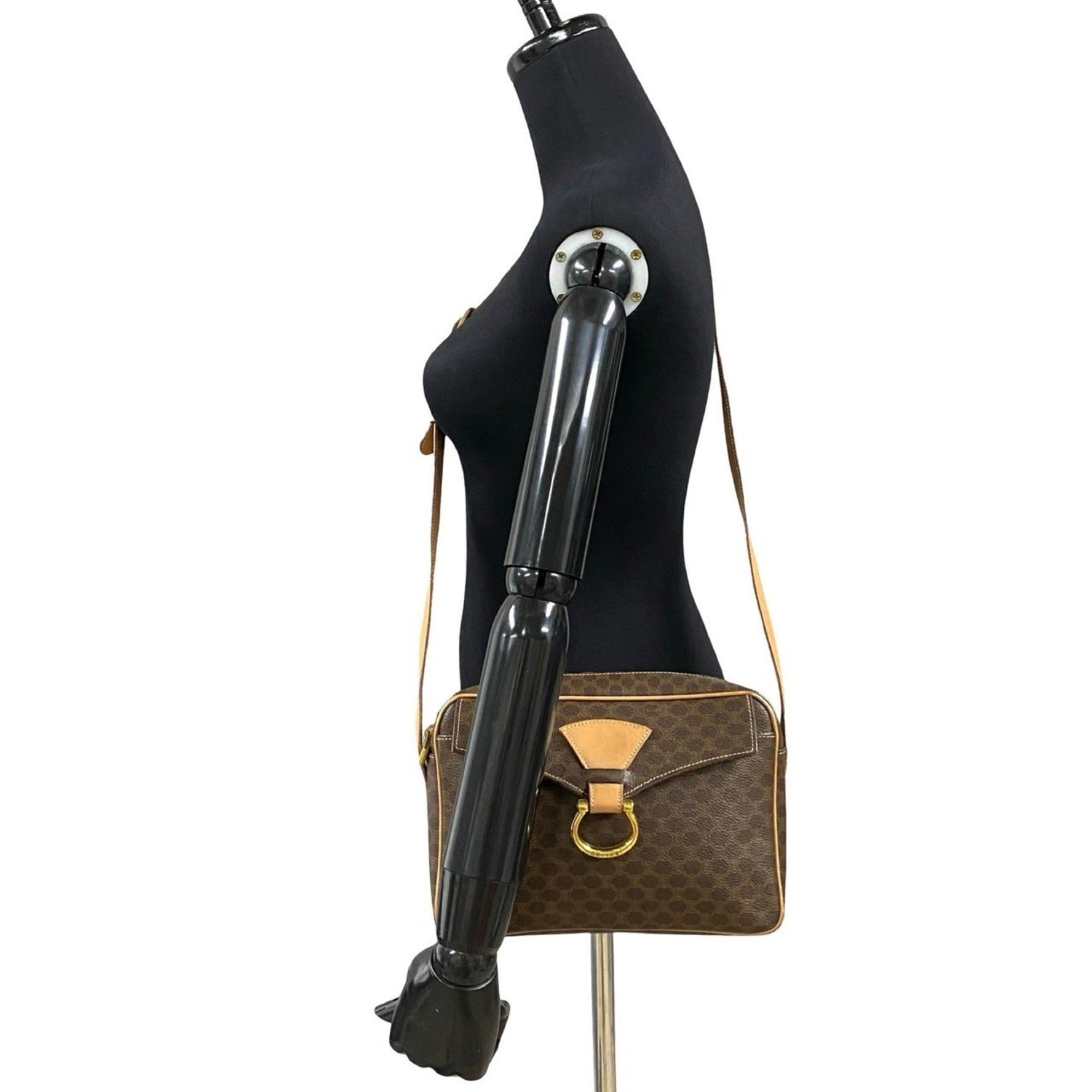 CELINE Vintage Macadam Blason Triomphe Logo Leather Shoulder Bag/Pochette 221-2