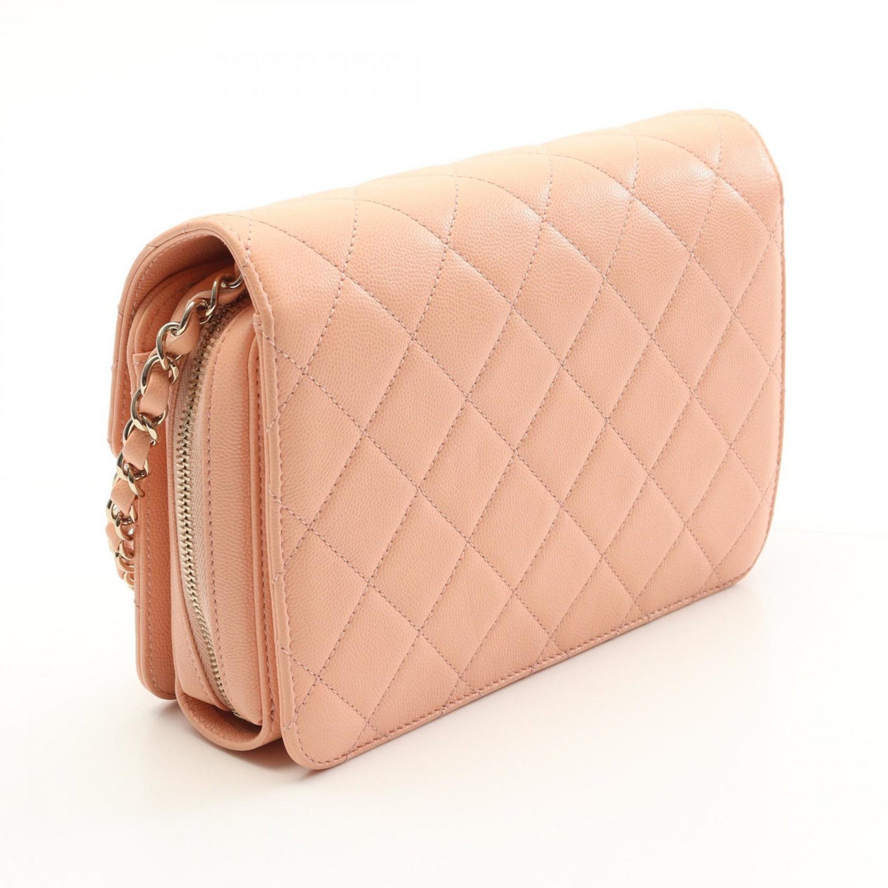 CHANEL Matelasse Shoulder Bag in Calfskin Leather