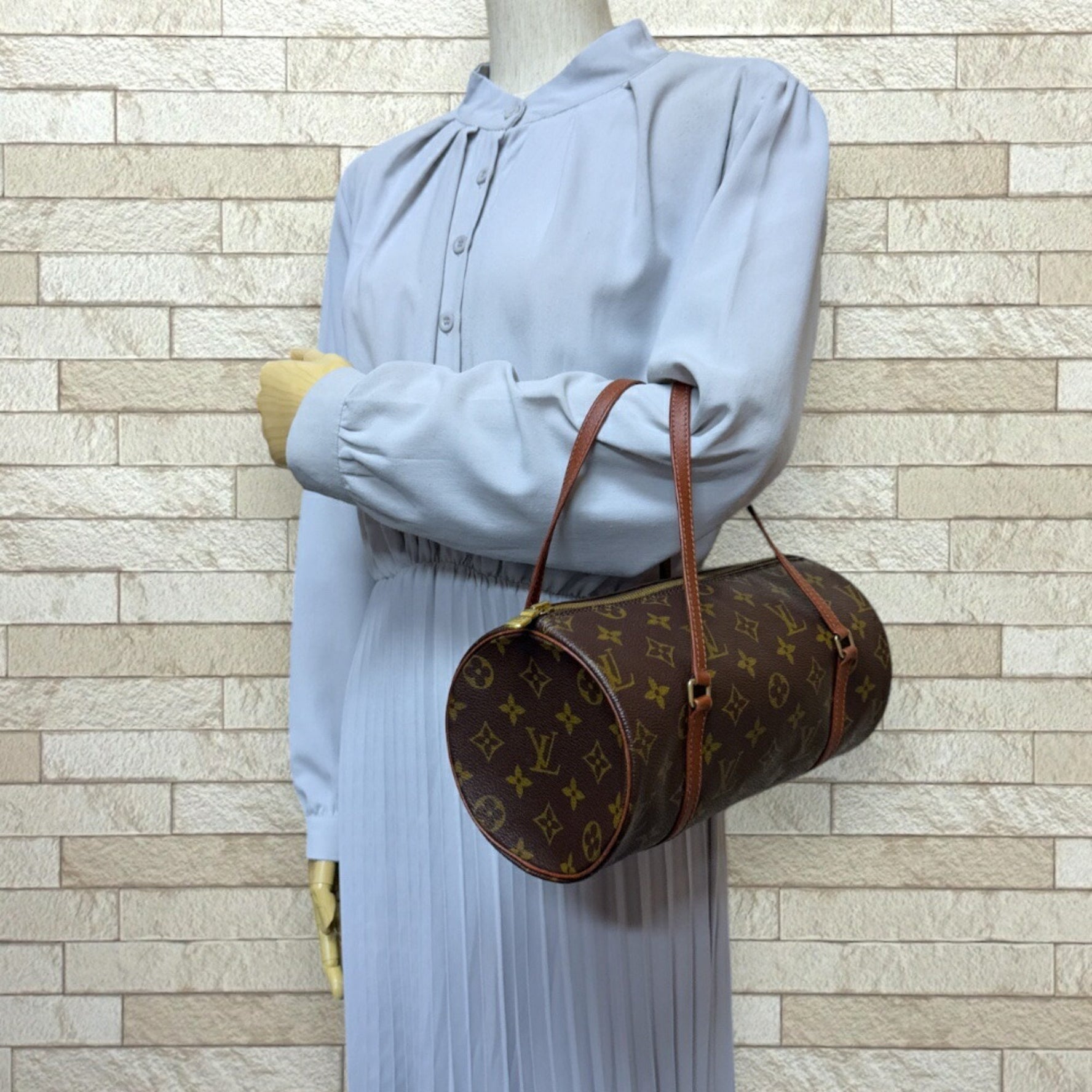 Louis Vuitton Papillon 26 Monogram Handbag Canvas M51366 Brown Women's LOUIS VUITTON