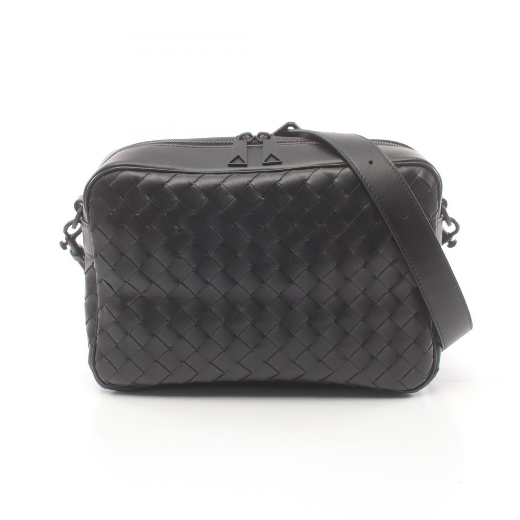 BOTTEGA VENETA Intrecciato Medium Camera Bag Shoulder Leather